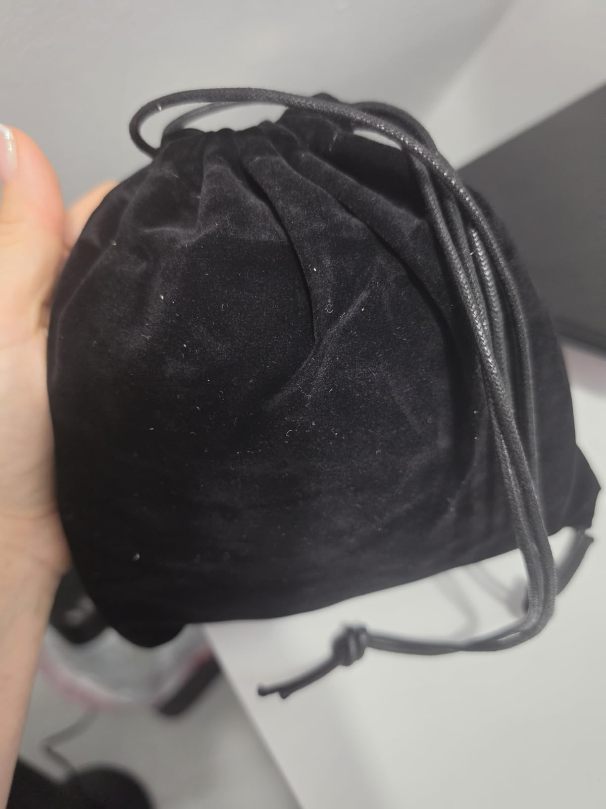 ASTEMAN Handpan in D Minor,432hz 22inches with 10 notes, comes with a backpack, courses, finger sleeves, stand, cleaning cloth, and two mallets. customer photo 1