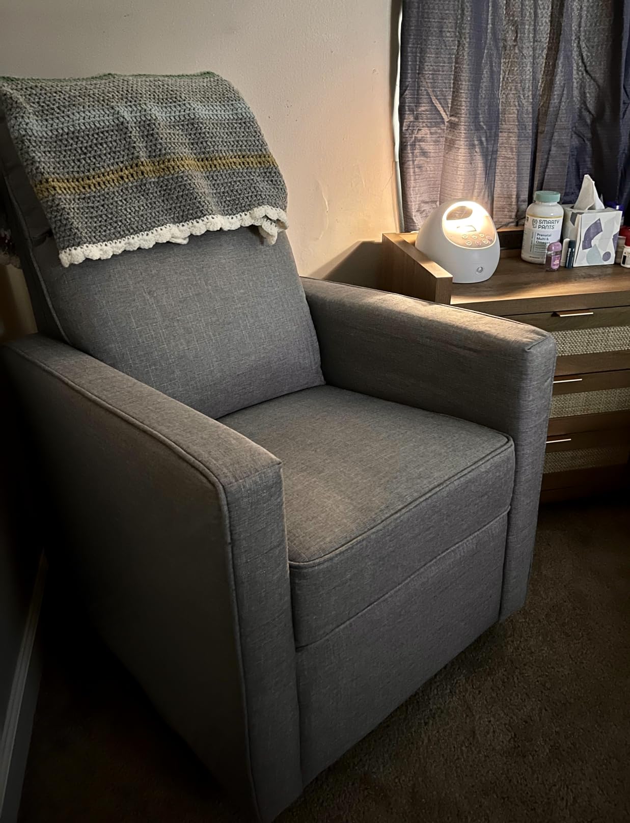 Davinci Gabby Glider Recliner Nursery Chair w/ 360° Swivel - Beach | High Pillowback Glider Rocking Chair - GREENGUARD Gold & FSC Certified - Comfy Swivel Recliner for Living Room & Nursery customer photo 1