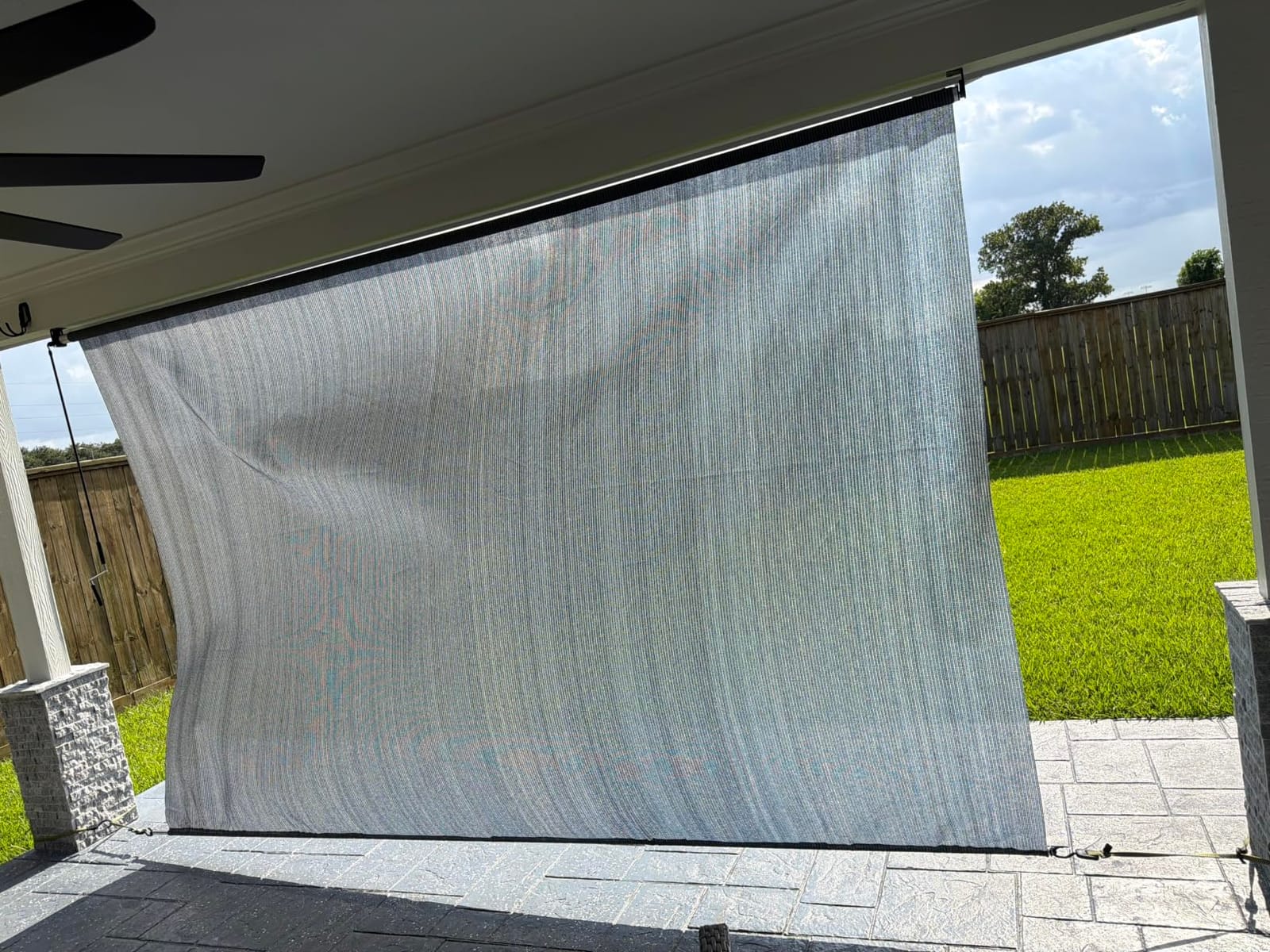 Amagenix Outdoor Roller Shade 8'(W) X 8'(H), Exterior Cordless Patio Shades Roll Up Outdoor Blinds with 90% UV Protection, Two-Section Poles with One-Piece Fabric, Grey customer photo 1