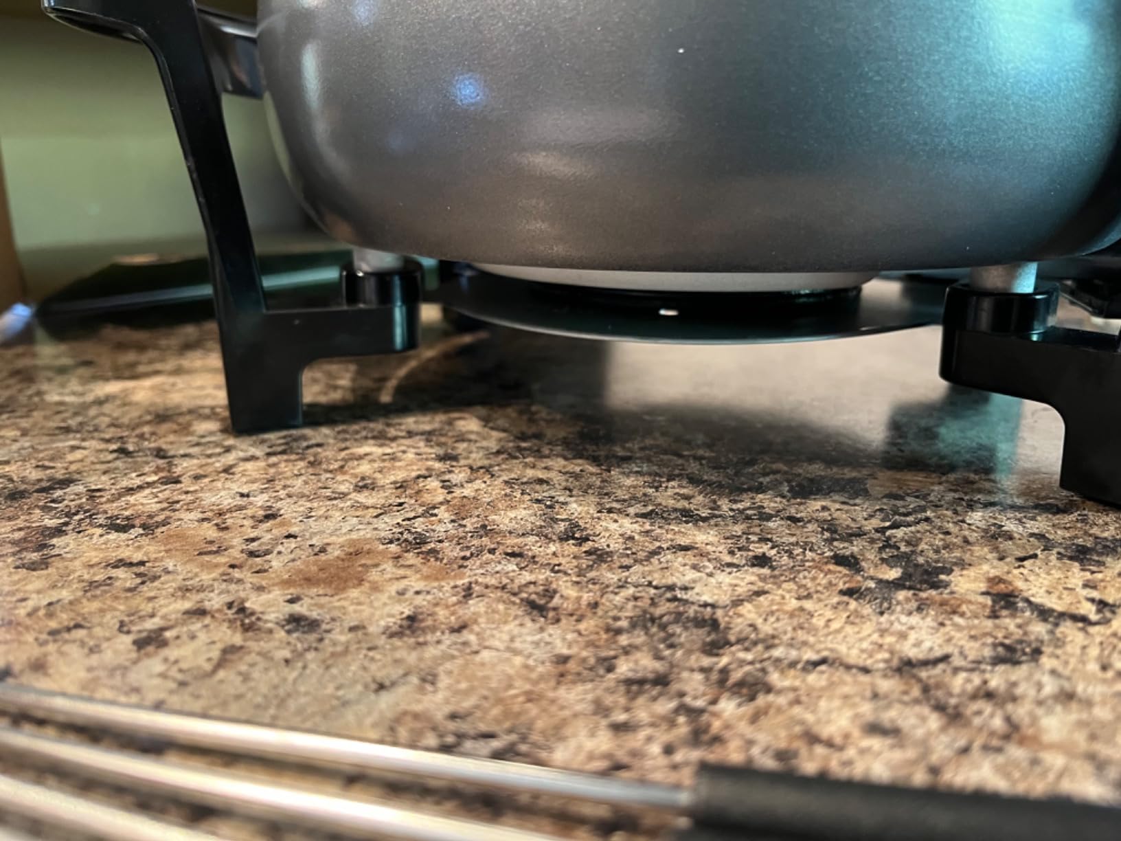 Hamilton Beach 12 Cup Electric Fondue Pot Set with Temperature Control | 3 Quart PFAS-Free Nonstick Interior For Cheese, Chocolate, Hot Oil, Broth | Includes 6 Color-Coded Forks | Gray | 86202 customer photo 2