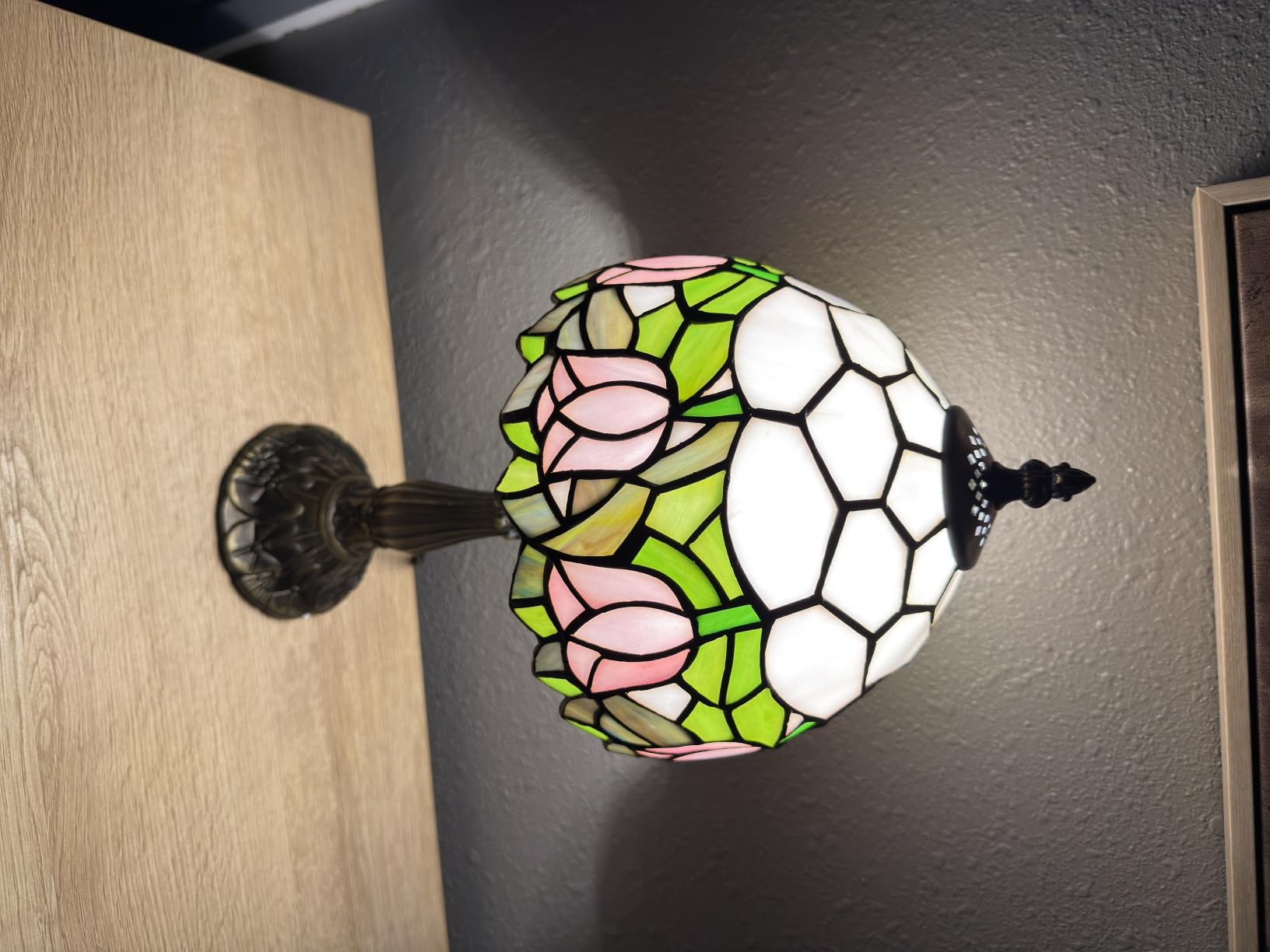 Tiffany Style Table Lamp, Pink Tulip Stained Glass Lamp, 8 Inch Small Antique Lamp, for Bedside Nightstand Bedroom Living Room Home Office, Include LED Bulb customer photo 1