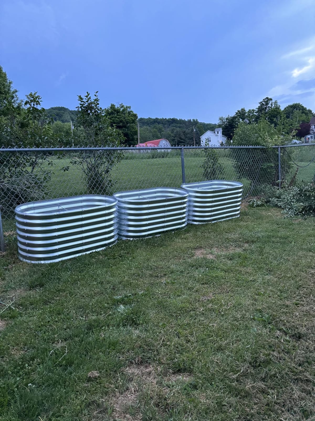 Land Guard Galvanized Raised Garden Bed, 8x4x2ft Planter Boxes Outdoor, Oval Larger Metal Planter Boxes for Vegetables, Fruits, Flowers (Silver) customer photo 2