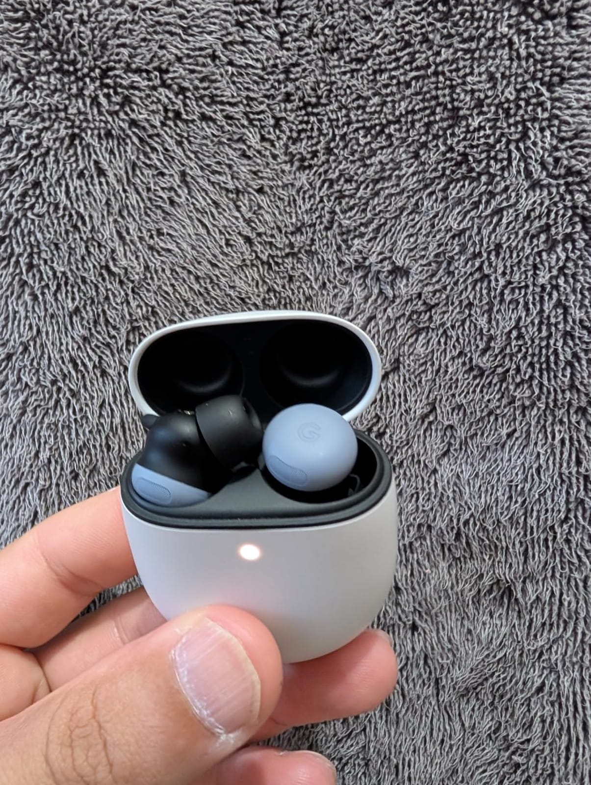 Pixel Buds Pro 2 - Wireless Bluetooth Earbuds - Hazel | Pro-level Active Noise Cancellation, help from Gemini, twist-to-adjust fit, 30-hour battery, Adaptive Audio customer photo 1