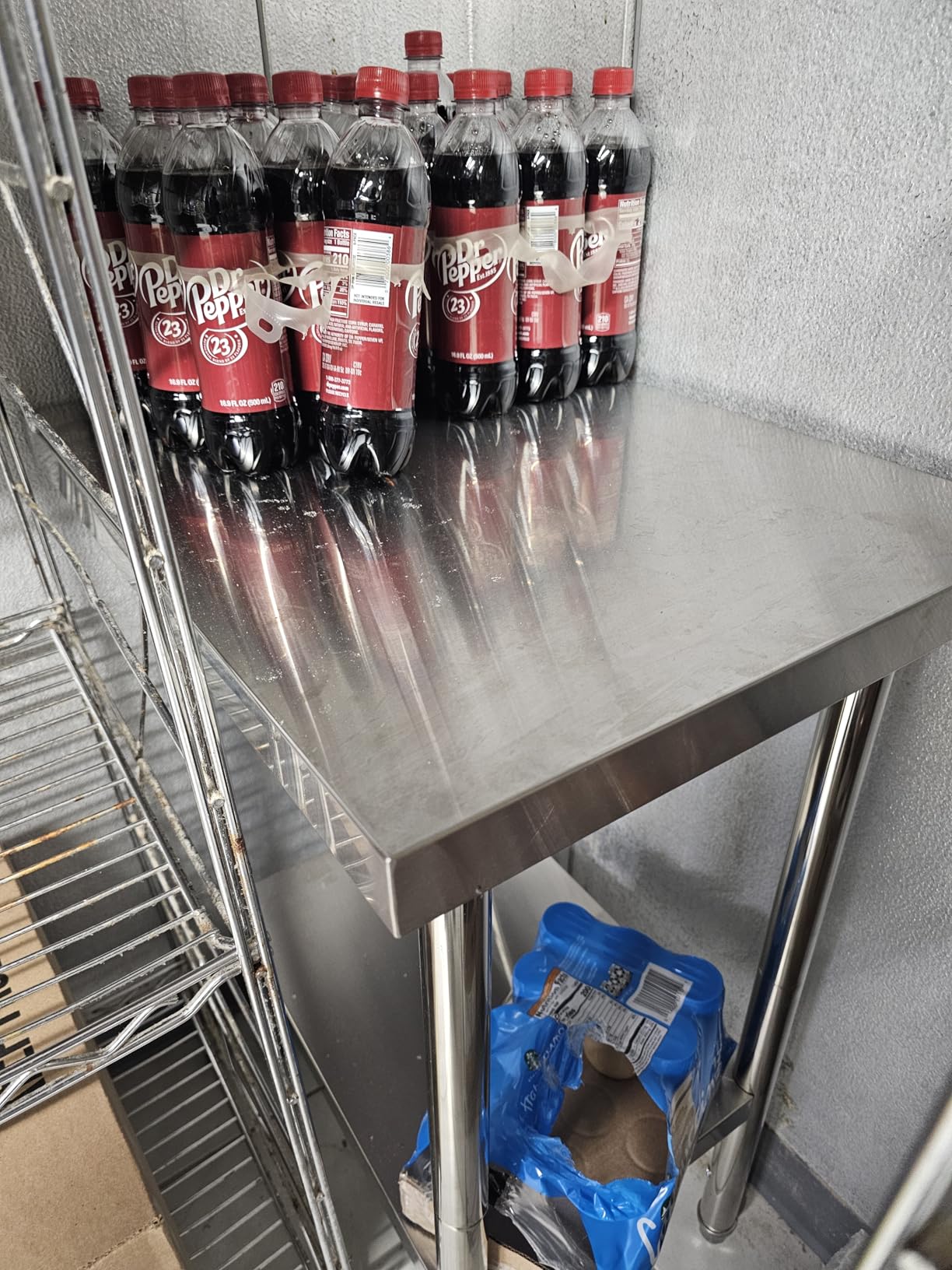 VEVOR Stainless Steel Prep Table, 30 x 72 x 34 Inch, 920 lbs Load Capacity, Heavy Duty Metal Worktable with 3 Adjustable Height Levels, Commercial Workstation for Kitchen Garage Restaurant Backyard customer photo 2