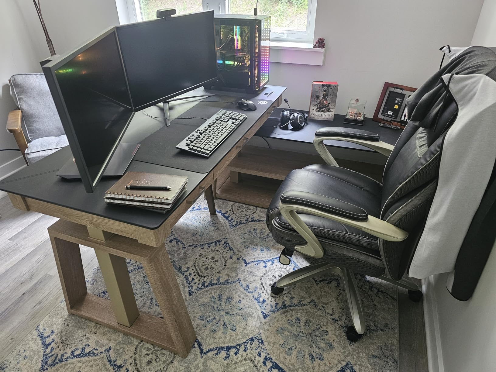 EUREKA ERGONOMIC Leather Standing Desk, 60 inch Executive Desk with Drawers, Modern Oak Grain X-Shaped Leg Sit Stand Desk, Charge Power Outlet Luxury Home Office Computer Desk customer photo 2