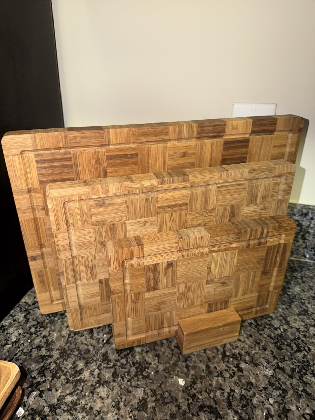 Fibogollo Set of 3 Bamboo Kitchen Cutting Boards with Juice Groove customer photo 1