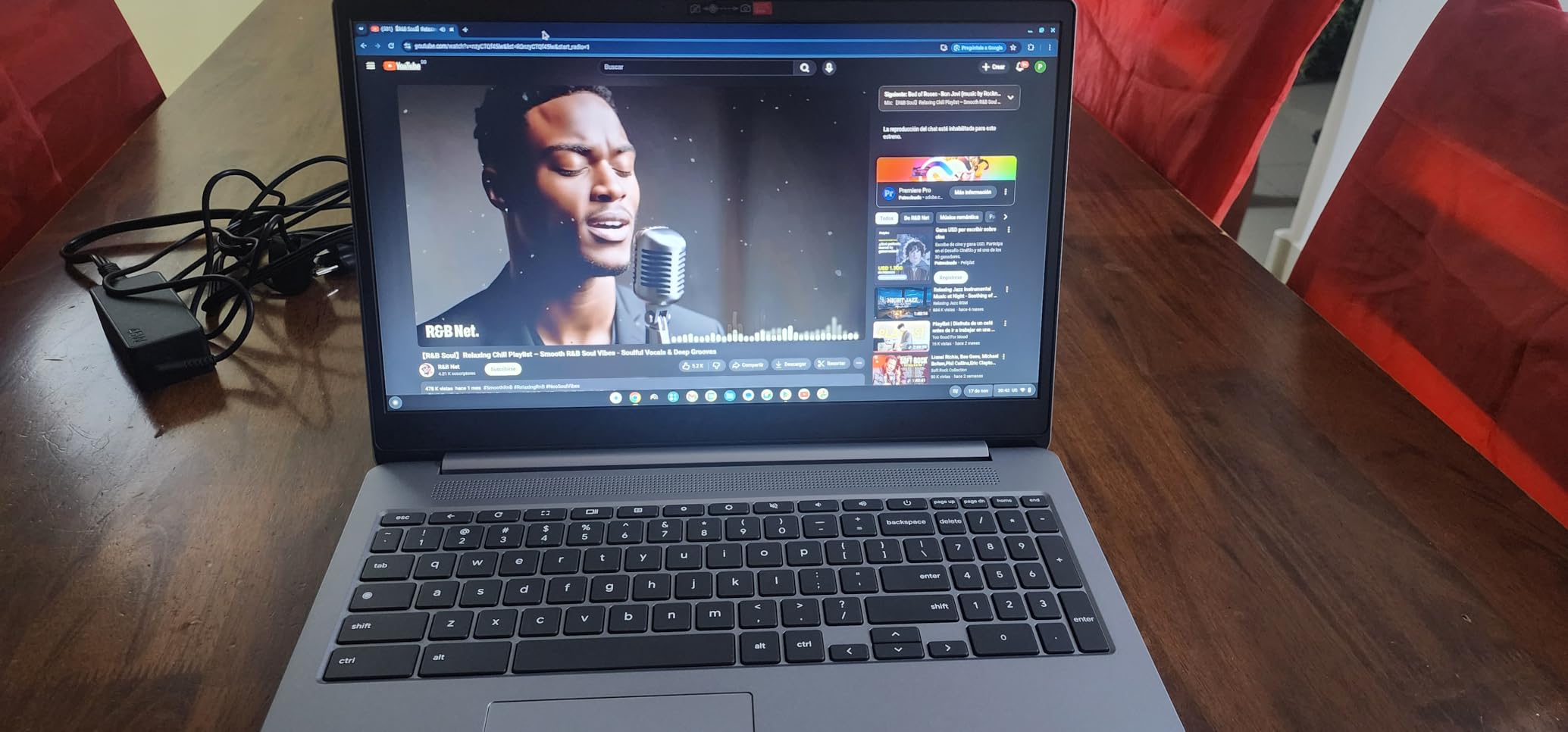 Lenovo Chromebook 15 Laptop, 15.6