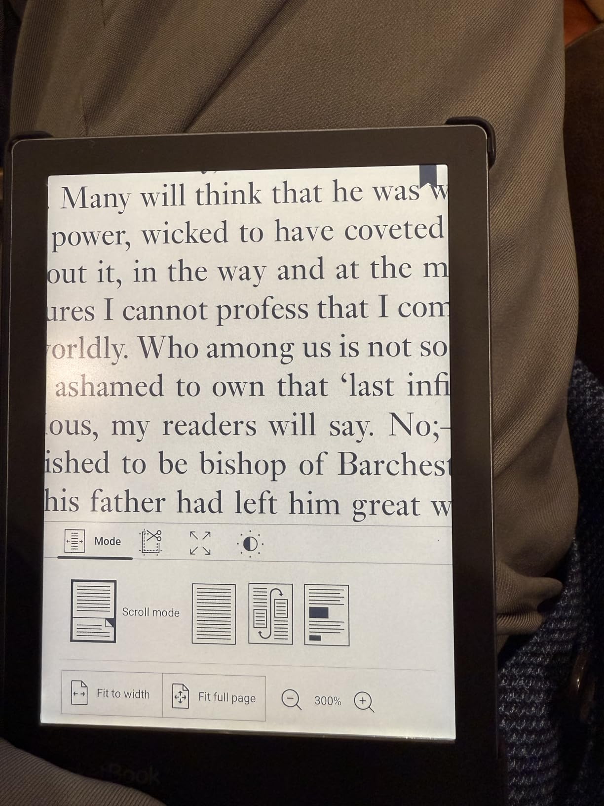 PocketBook Verse Pro Color | Super Thin and Compact 6