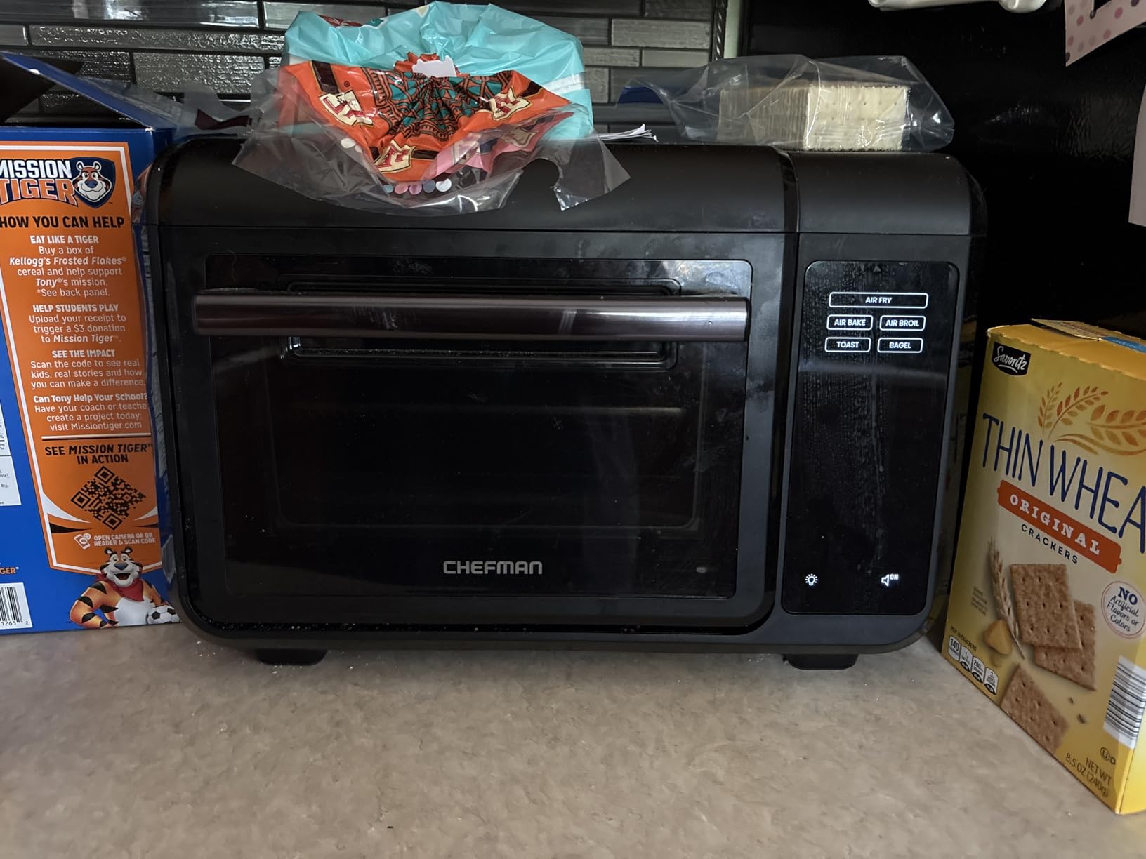 Chefman Air Fryer Toaster Oven Combo, Countertop Oven for Quick & Healthy Meals, Bake, Broil, Air Fry, Toast, and Bagel Functions, 450°F Max Temp, 4 Slice Toaster Oven Air Fryer Combo customer photo 2