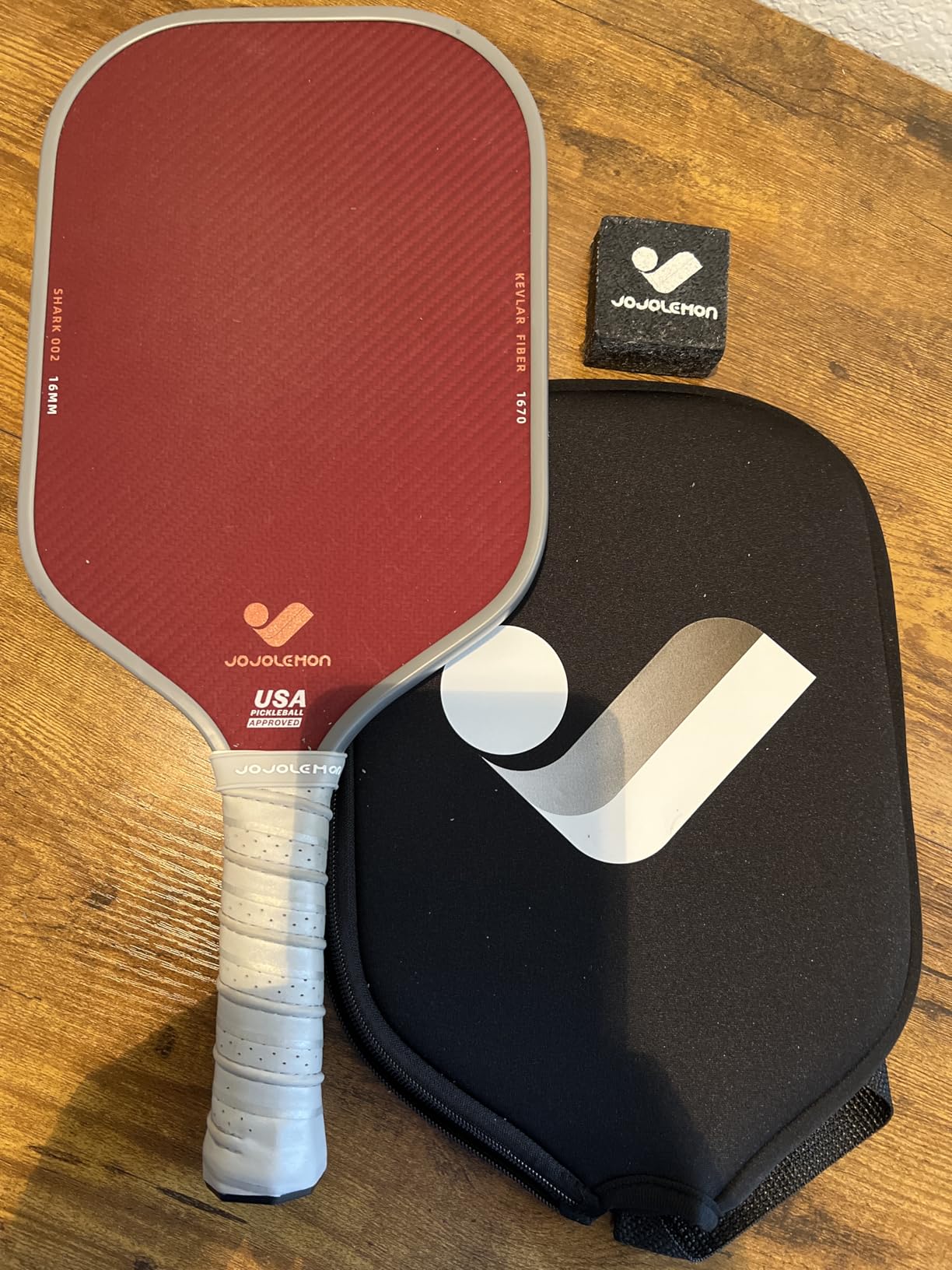 JOJOLEMON Pickleball Paddles, Carbon Fiber Pickleball Paddle with a 16mm Shark Power Polymer Core, The Pickleball Rackets Designed for Ultimate Spin & Consistency customer photo 2