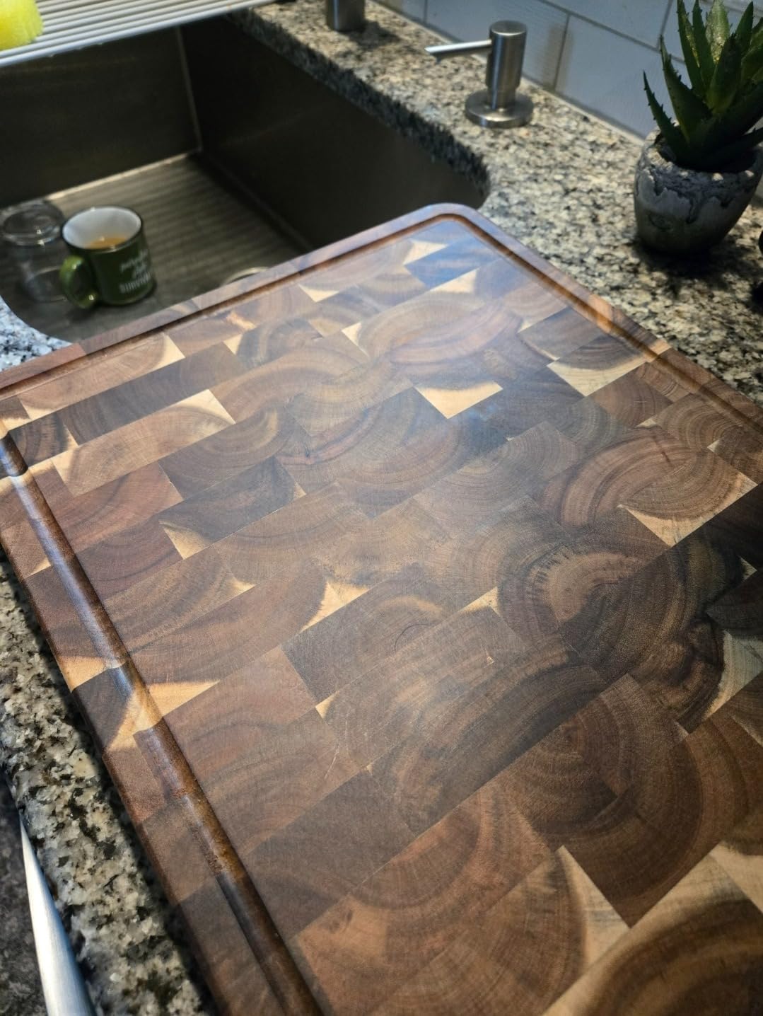 All-Clad End-Grain Acacia Wood Cutting Board with Juice Groove, 19 x 14 customer photo 1