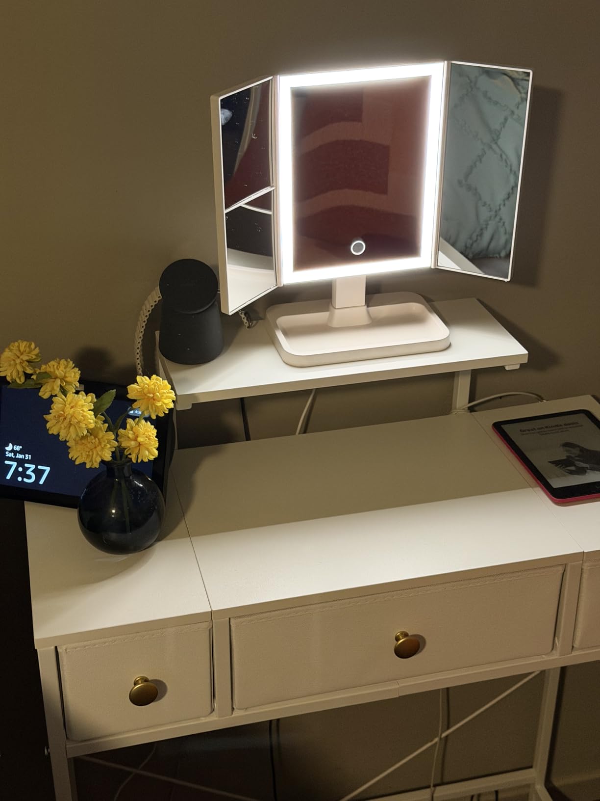 Small Makeup Vanity Desk 27.5''W with Mirror and Lights, Vanity Desk with 3 Fabric Drawers and Height-Adjustable Stand, Vanity Table for Girls Gifts, Bedroom and Small Spaces, White customer photo 2