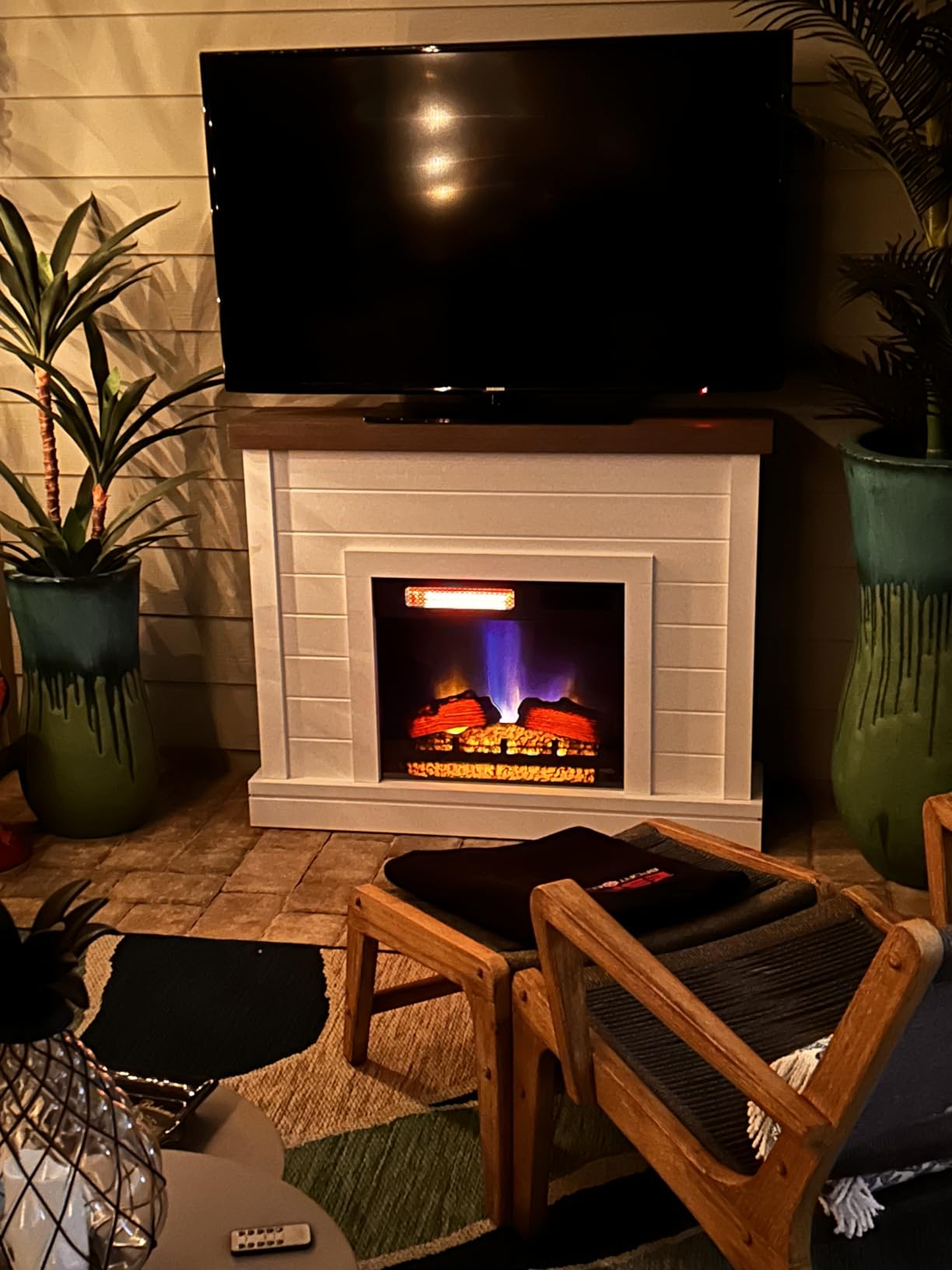 duraflame Shiplap Wall Mantel Electric Fireplace, Barstow Acacia customer photo 2