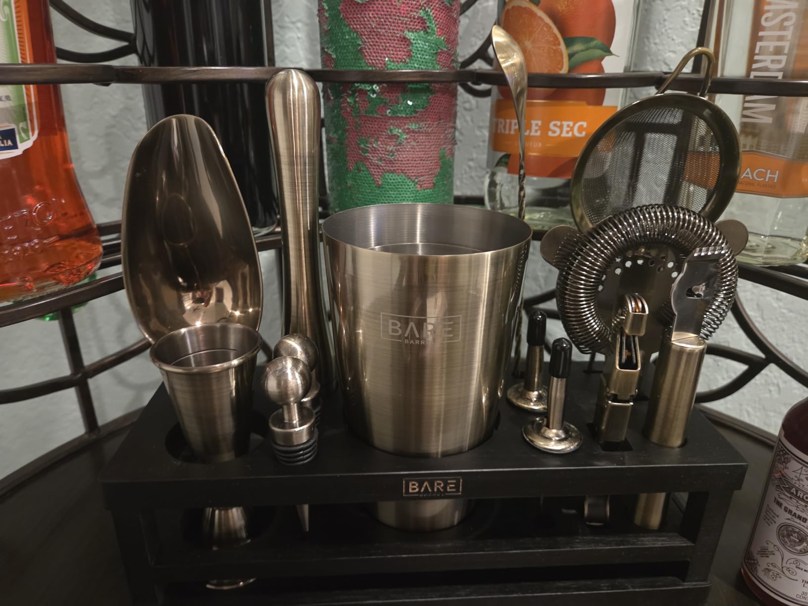 BARE BARREL® Mixology Bartender Kit Bar Set | 16-Piece Cocktail Shaker Set | Martini Barware Mixing Tools for Home Bartending | Incl. 35 Recipe Cards | Gift Set (28oz Boston Shaker, Brass/Black) customer photo 1