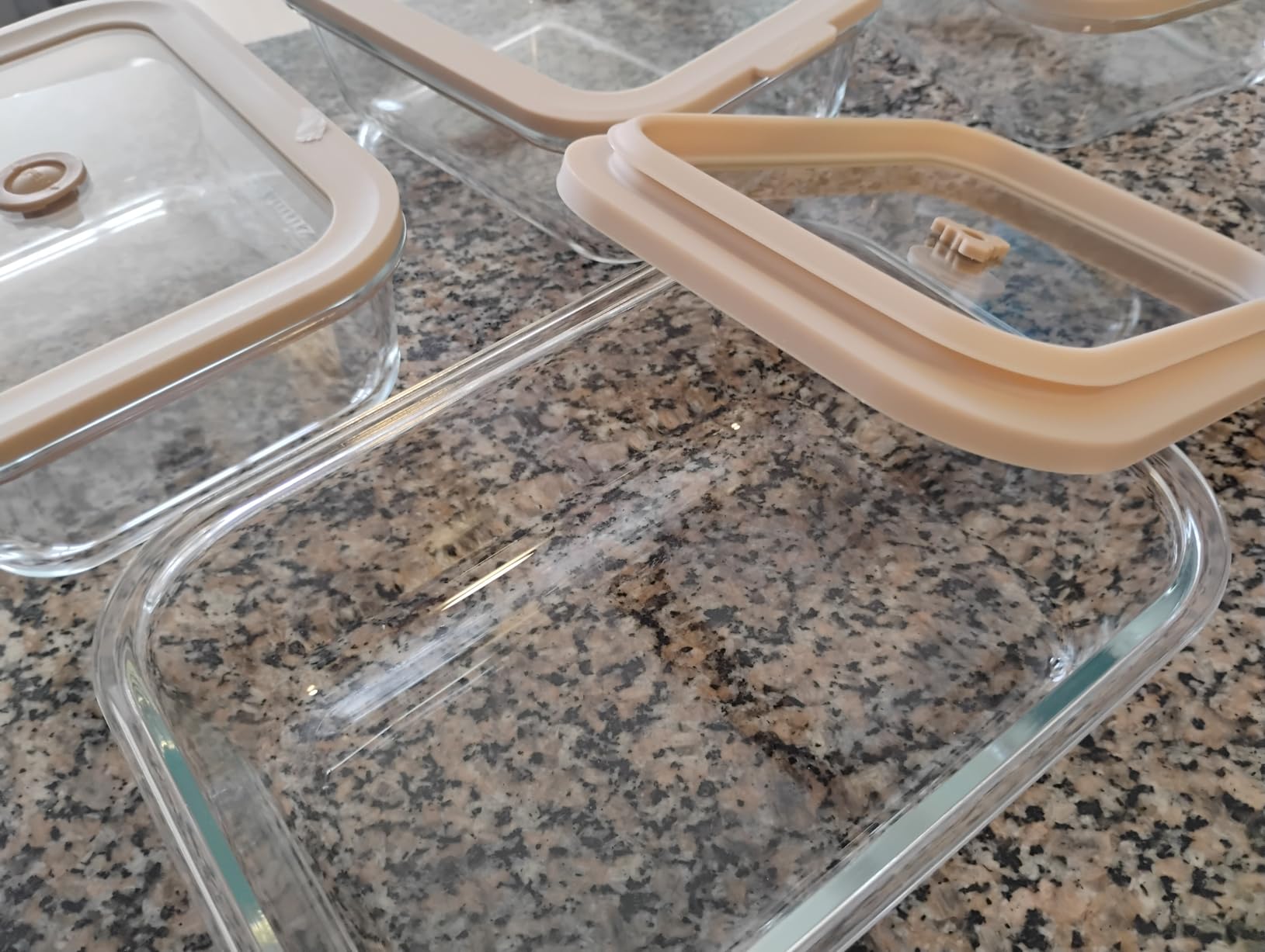 Non-Toxic Glass Food Containers with Lids, 4-Pack, Multi-Size, Beige customer photo 1
