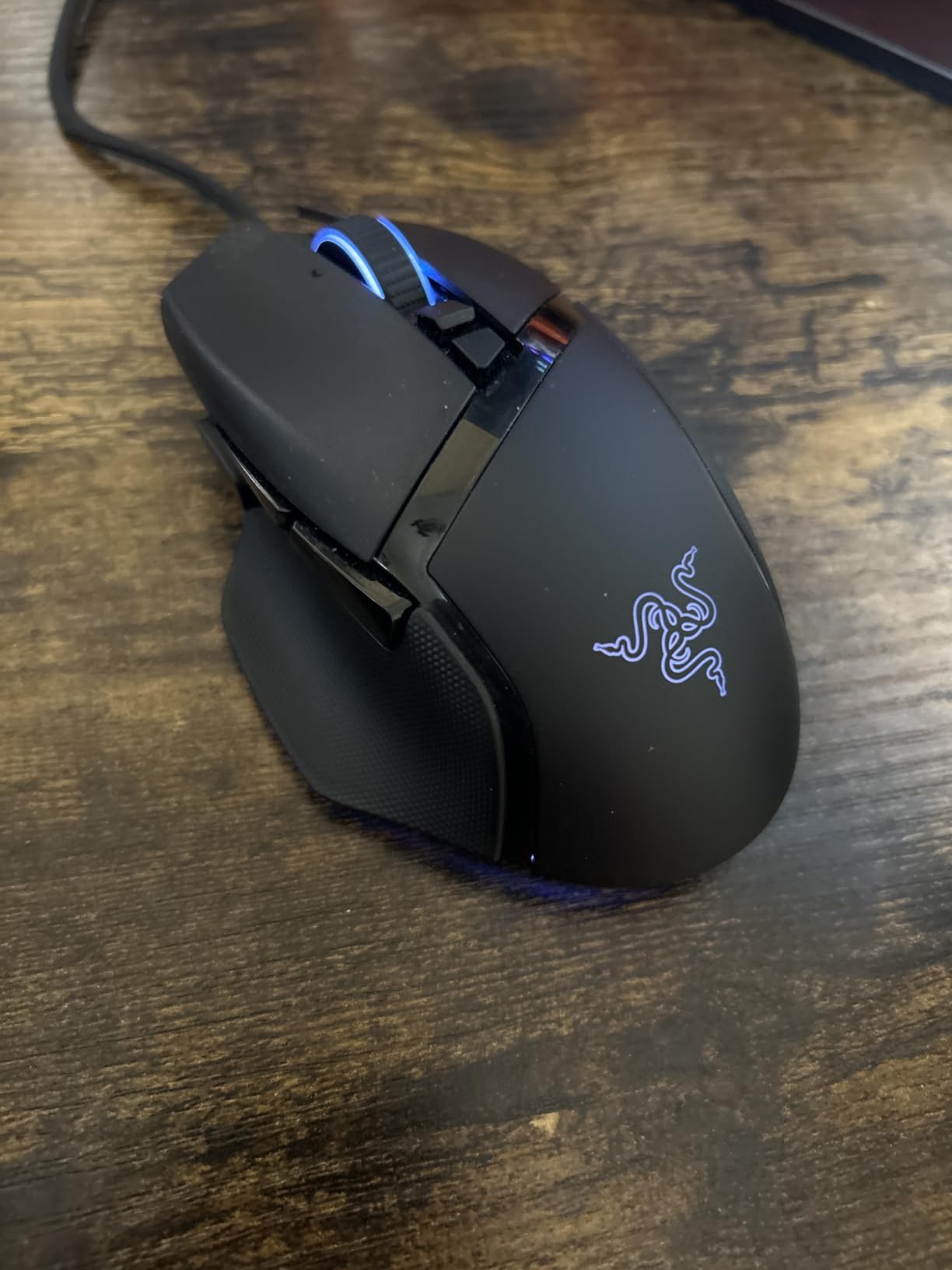 Razer Basilisk V3 35K Wired Ergonomic Gaming Mouse, Black | 35K DPI Optical Sensor Gen 2, HyperScroll Tilt Wheel, 13 Customizable Controls, Chroma RGB, Optical Switches Gen 3 customer photo 1