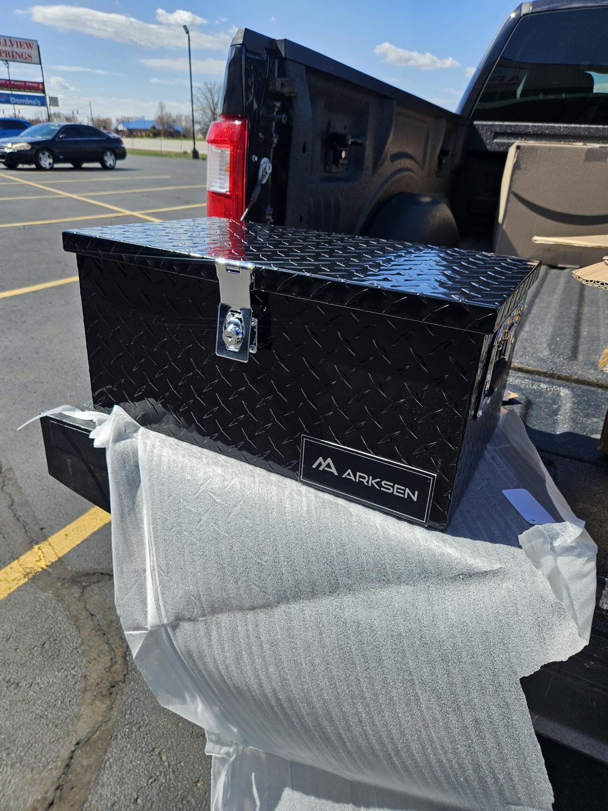 ARKSEN 49 x 15 x 15 Inch Diamond Plate Truck Bed Tool Box, Heavy Duty Waterproof Aluminum Toolboxes Storage Chest with Side Handle & Lock for Pickup Truck Bed, RV & Trailer - Black customer photo 1