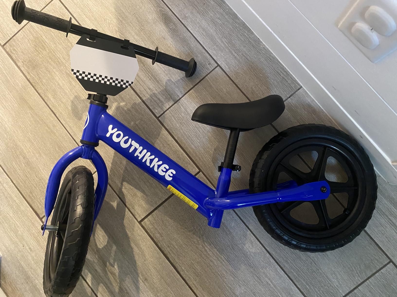 12 Inch Toddler Balance Bike for 1-3 Year Olds, No-Pedal Bike with Tool-Free Adjustable Seat, Quick Assembly, Gift for 1-3 Year Old Boys & Girls with Customizable Plate customer photo 1