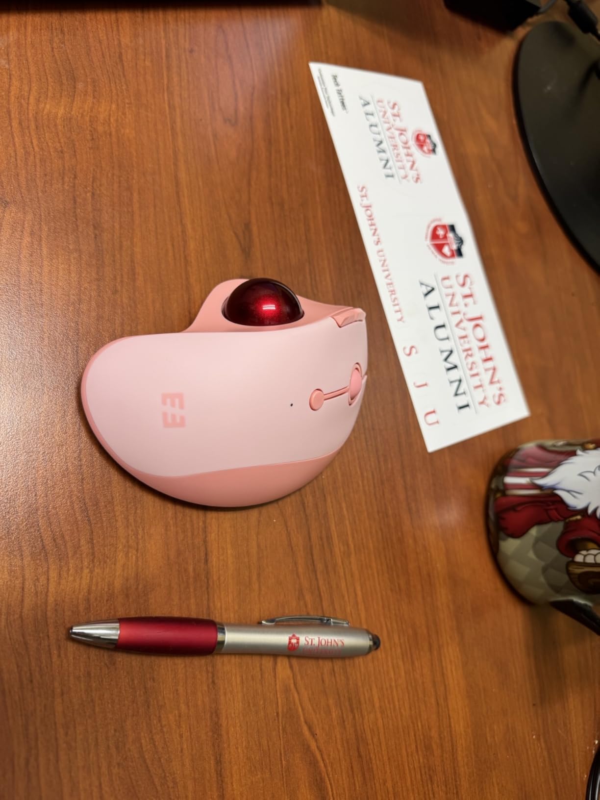 seenda Wireless Trackball Mouse, Ergonomic Bluetooth Rollerball Mouse, USB-C Rechargeable, 3-Device Bluetooth+2.4G USB, Thumb Control, 5-Level DPI customer photo 2