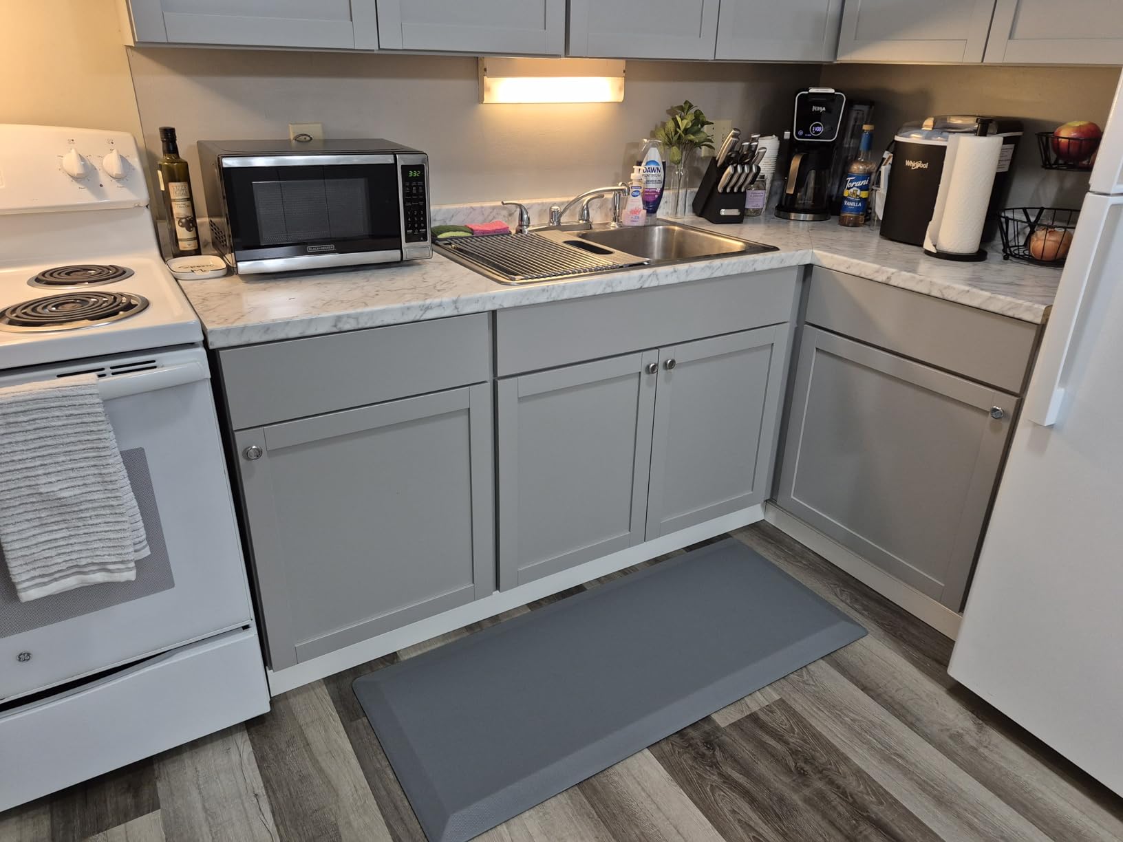 Anti Fatigue Kitchen Mats for Floor, 9/10 Extra Thick Cushioned Standing Desk Mat, Comfort Memory Foam Ergonomic Kitchen Rugs and Mats Non-Slip Waterproof for Office, Kitchen, Sink, 20