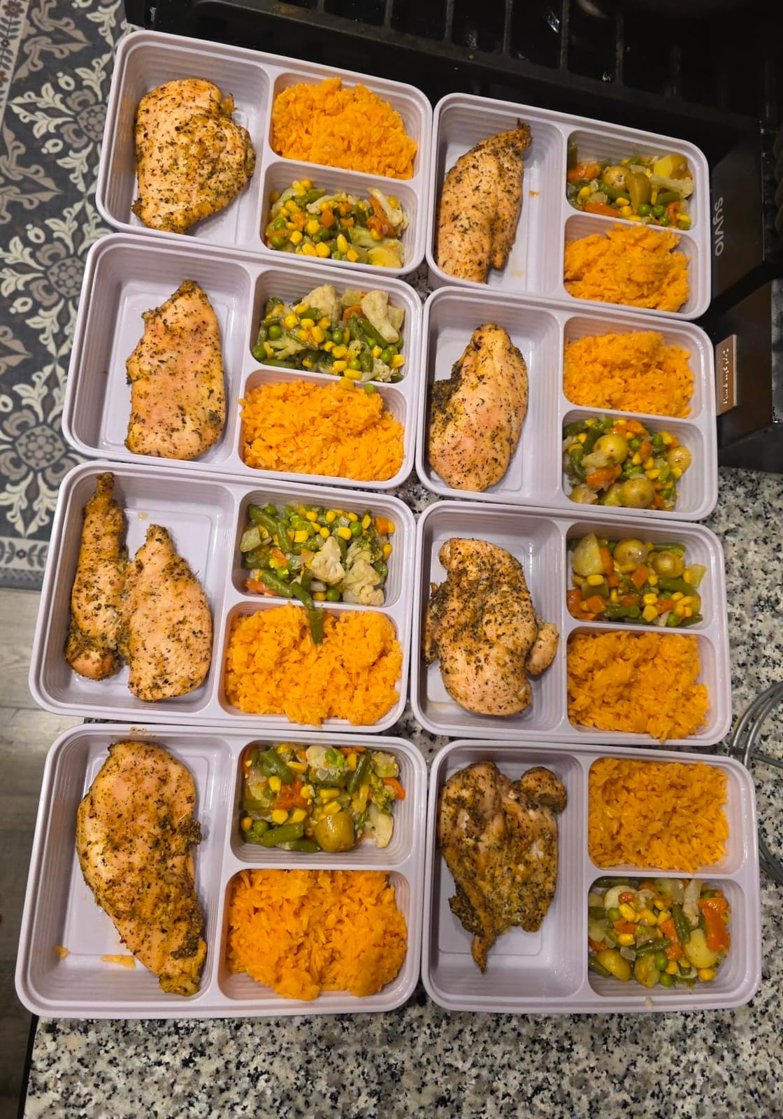 Bentgo Prep - 20-Piece 3-Compartment Reusable Meal Prep Containers with Lids, PFAS & BPA Free Materials, Durable, Microwave, Freezer, & Dishwasher Safe To Go Food Storage (Rosette Glitter) customer photo 1