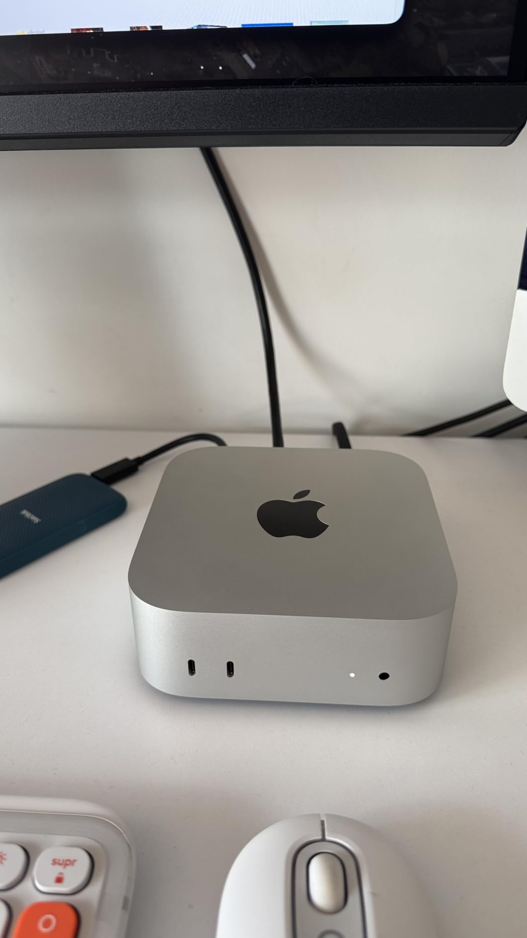 Apple 2024 Mac mini Desktop Computer with M4 Pro chip with 12-core CPU and 16-core GPU: Built for Apple Intelligence, 24GB Unified Memory, 512GB SSD Storage, Gigabit Ethernet customer photo 2