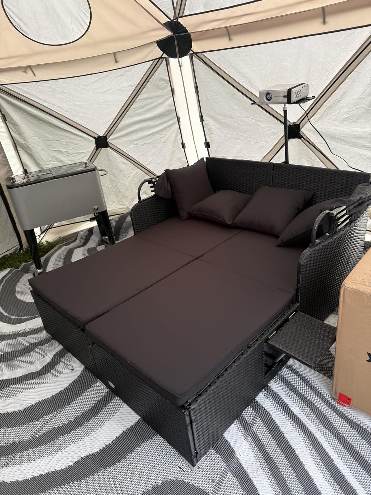 Tangkula Patio Rattan Daybed with Retractable Canopy, Outdoor Wicker Sunbed Lounger with 2 Foldable Side Tables, Thick Seat & Back Cushions, Outside Double Daybed for Garden, Backyard, Porch customer photo 1
