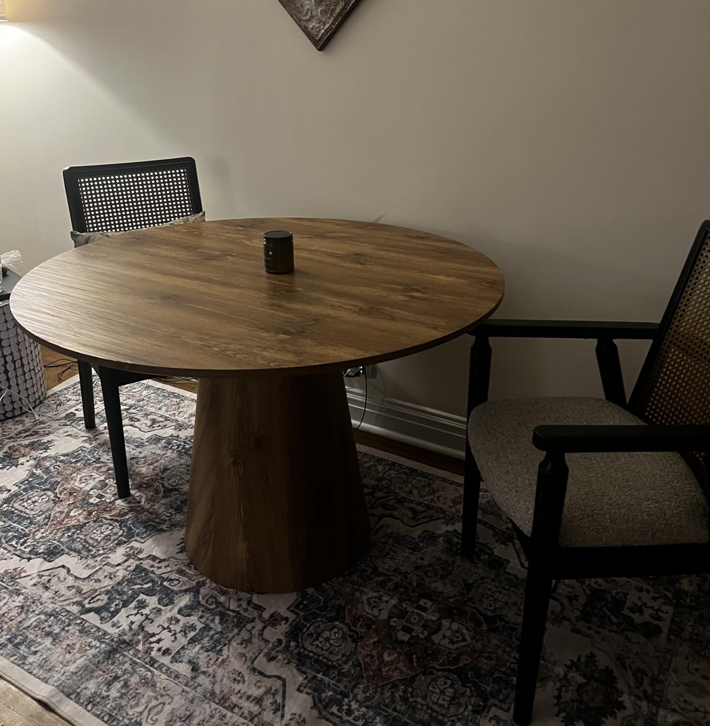 45'' Round Dining Table, Wooden Round Pedestal Table | One-Piece Round Tabletop, Wood Grain Finish, Stable Pedestal Base, Easy Assembly, for Kitchen Dining Room customer photo 1
