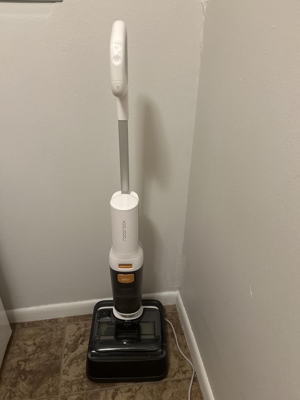 roborock F25 GT Vacuum Mop All in One, Wet Dry Vacuum Cleaner Cordless, 20000Pa Floor Cleaner Machine for Tile Hardwood Wood Vinyl Floor, Edge to Edge Self Cleaning Electric Mop with 180° Lie-Flat customer photo 1