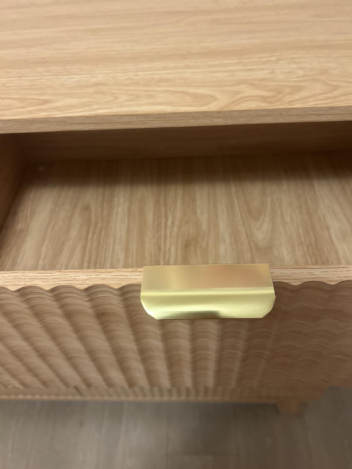 Fluted Dresser for Bedroom with 9 Drawers, 57