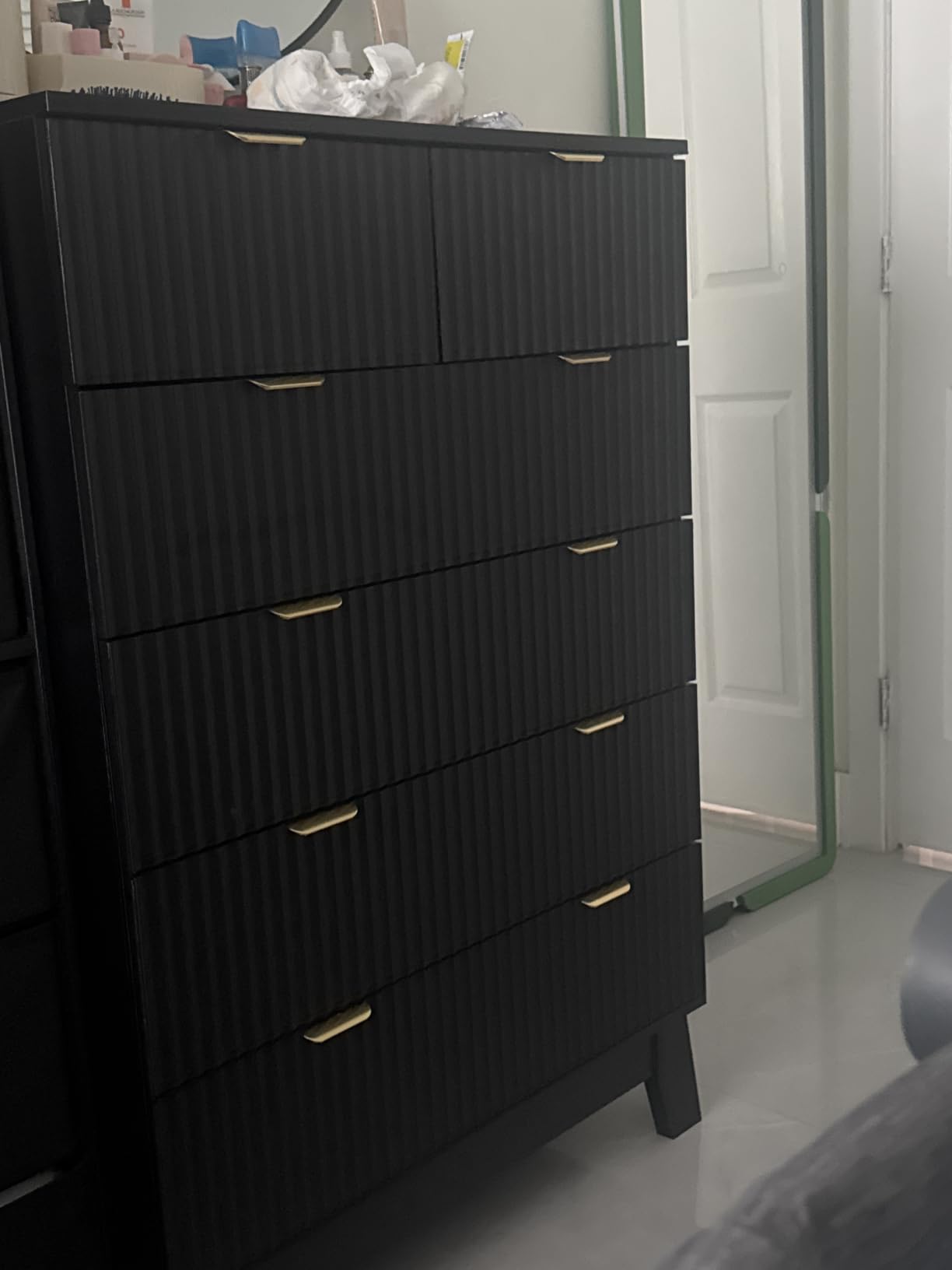 Fluted Dresser for Bedroom with 9 Drawers, 57