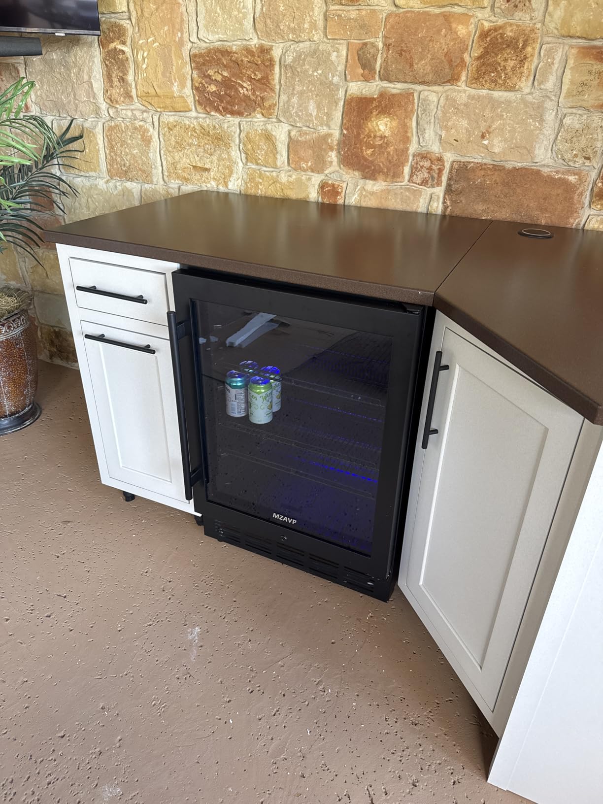 200 Bottle Dual Zone Wine Fridge, 24 Inch Large Wine Cooler Refrigerator Built-In or Freestanding, Tall Wine Cooler with Upgraded Compressor, Temperature Memory, Low Noise and Fast Cooling customer photo 2