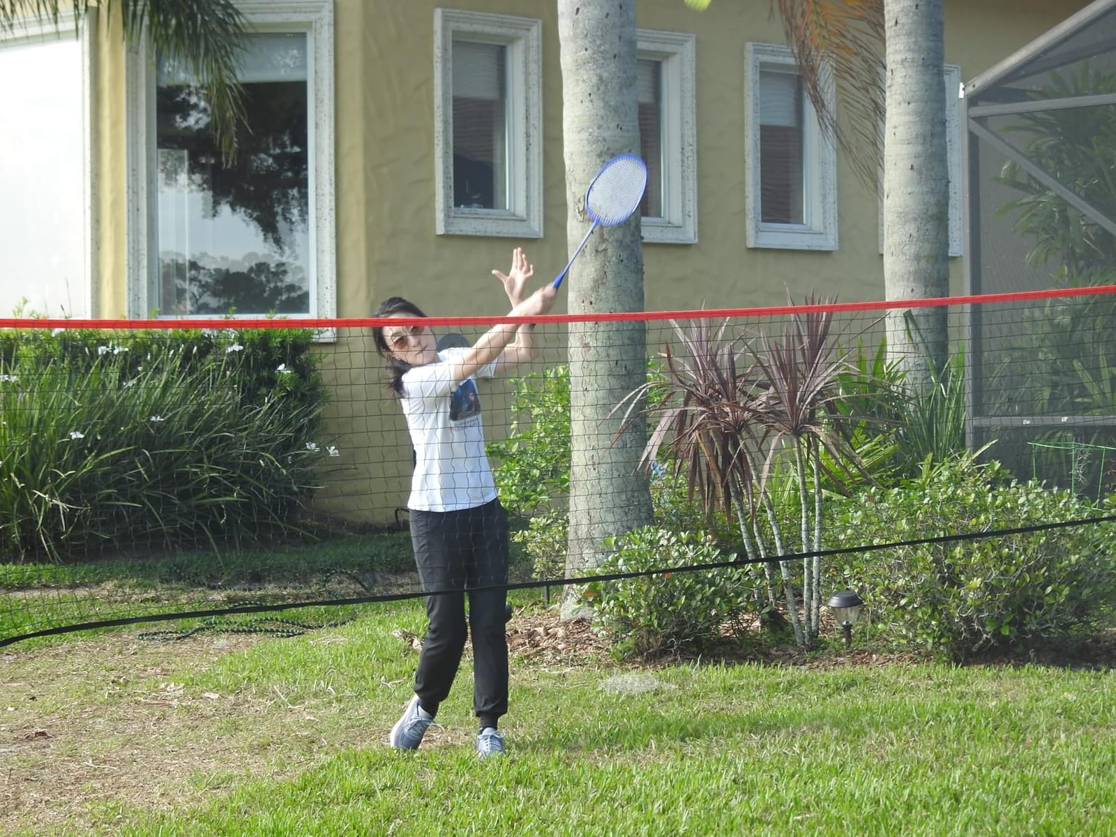 BAGAIL Outdoor Badminton Net Set with Anti-Sag Winch System - Official Size 20ft x 5ft, 4 Rackets, 3 Shuttlecocks, Durable PE Net & Carry Bag for Backyard, Beach, Family Games customer photo 2