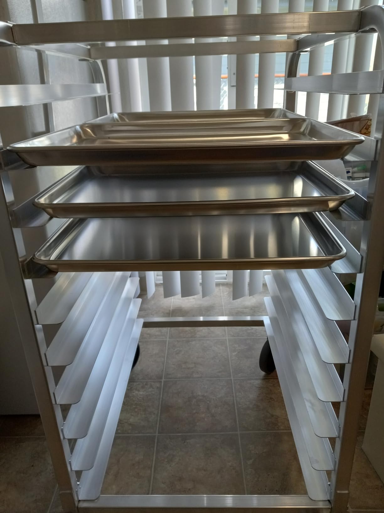 BIEAMA 10-Tier Sheet Pan Rack, NSF Aluminum Bun Pan Rack | Bakery speed Rack for Home Commercial Kitchen Bakery Cooling, 4 Wheels customer photo 1