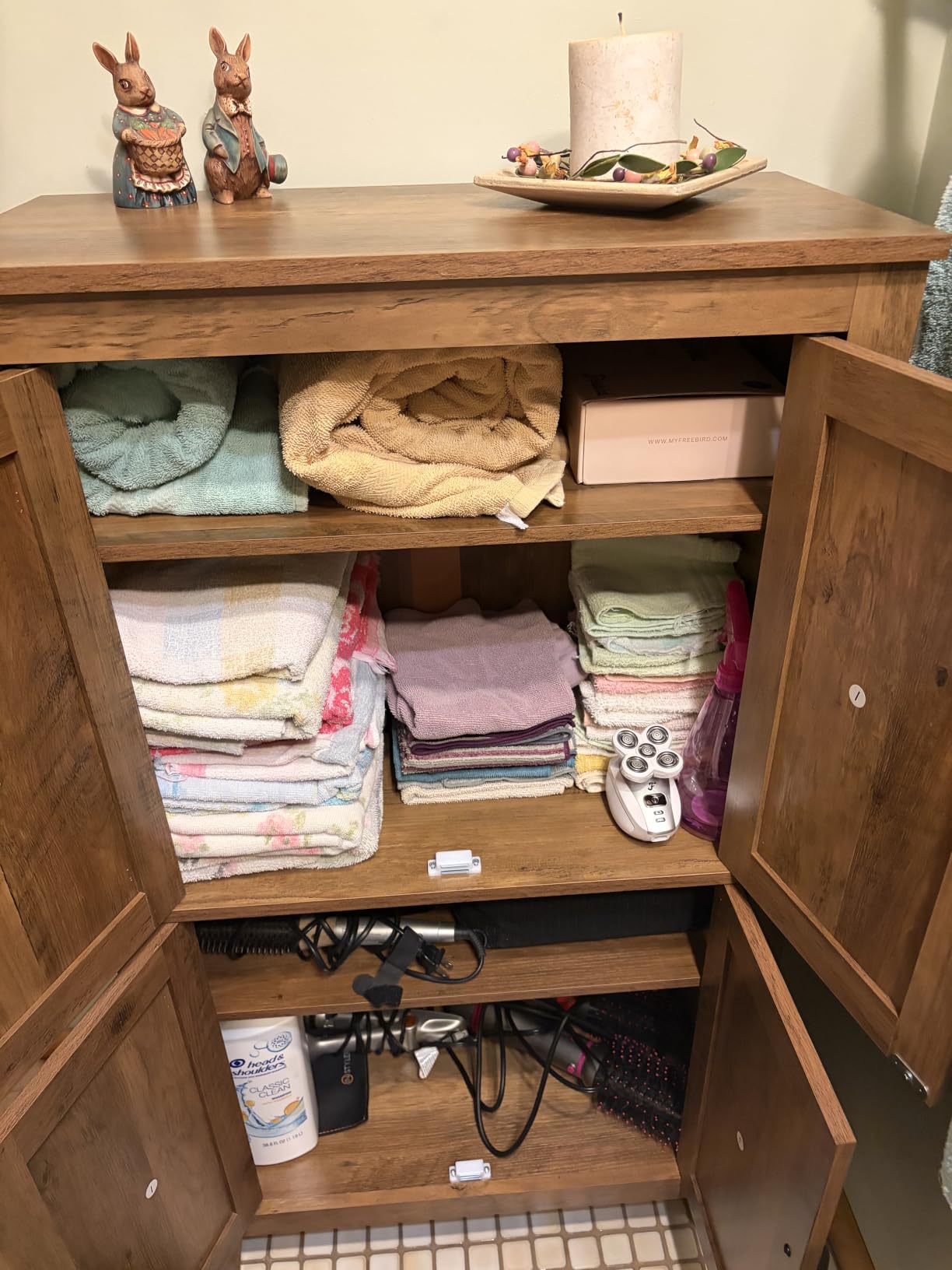 VASAGLE Farmhouse Storage Cabinet with 4 Barn Doors, Adjustable Shelves - Freestanding Kitchen Pantry, Bathroom Floor Cabinet, Dining Room, Living Room, Rustic White, LIRY Collection customer photo 2