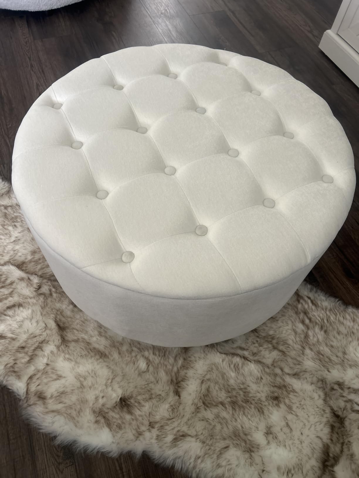 30 Inch Round Storage Ottoman, Modern Tufted Ottomans, Circular Coffee Table with Removable Top, Upholstered Large Ottoman with Storage Footrest Stool for Bedroom Living Room (White) customer photo 2