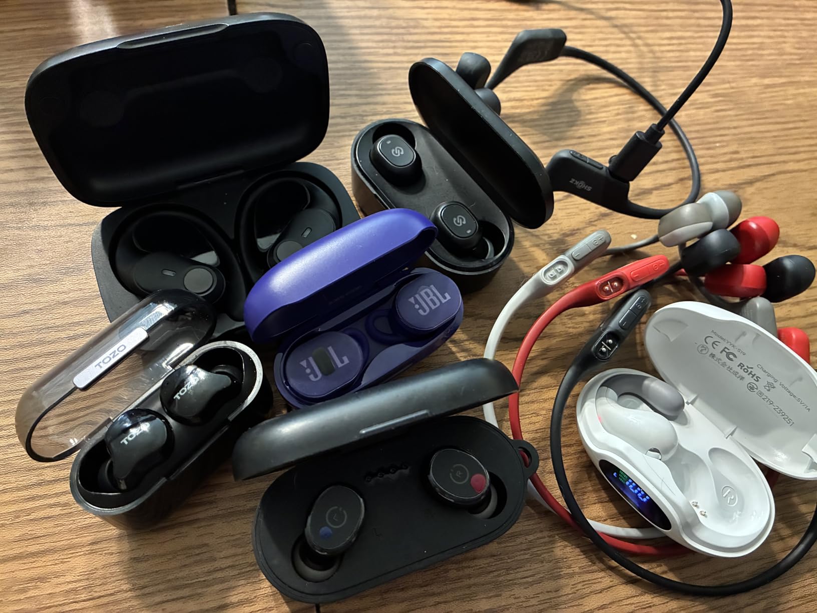 JBL Endurance Race 2 - True Wireless Earbuds - Black customer photo 1