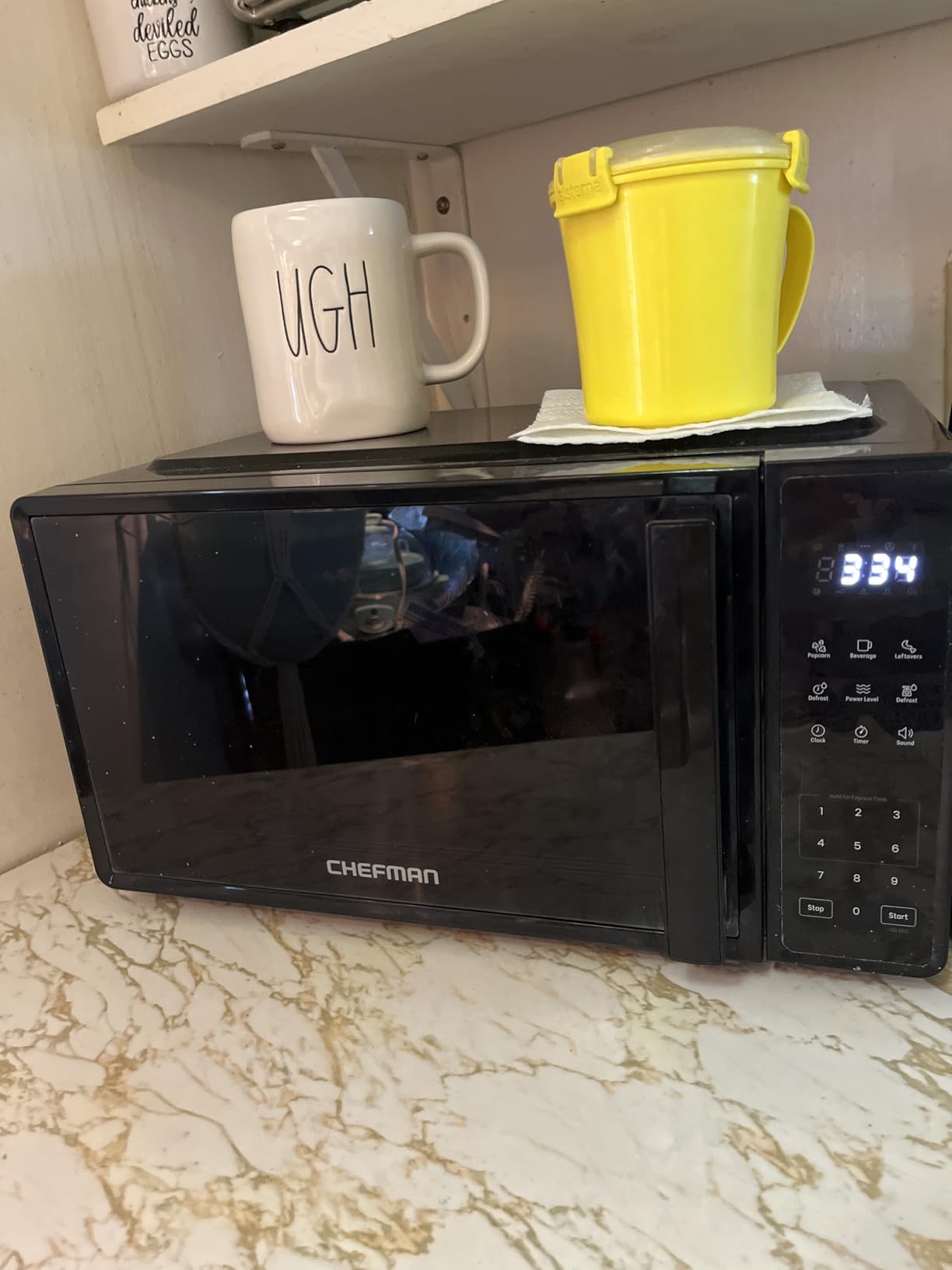 Chefman Countertop Microwave Oven 0.9 Cu. Ft., 900 Watts with 10 Power Levels, 6 Cooking Presets with One-Touch Express Cook, Eco Mode, Child Safety Lock, & Mute Button - Black customer photo 1