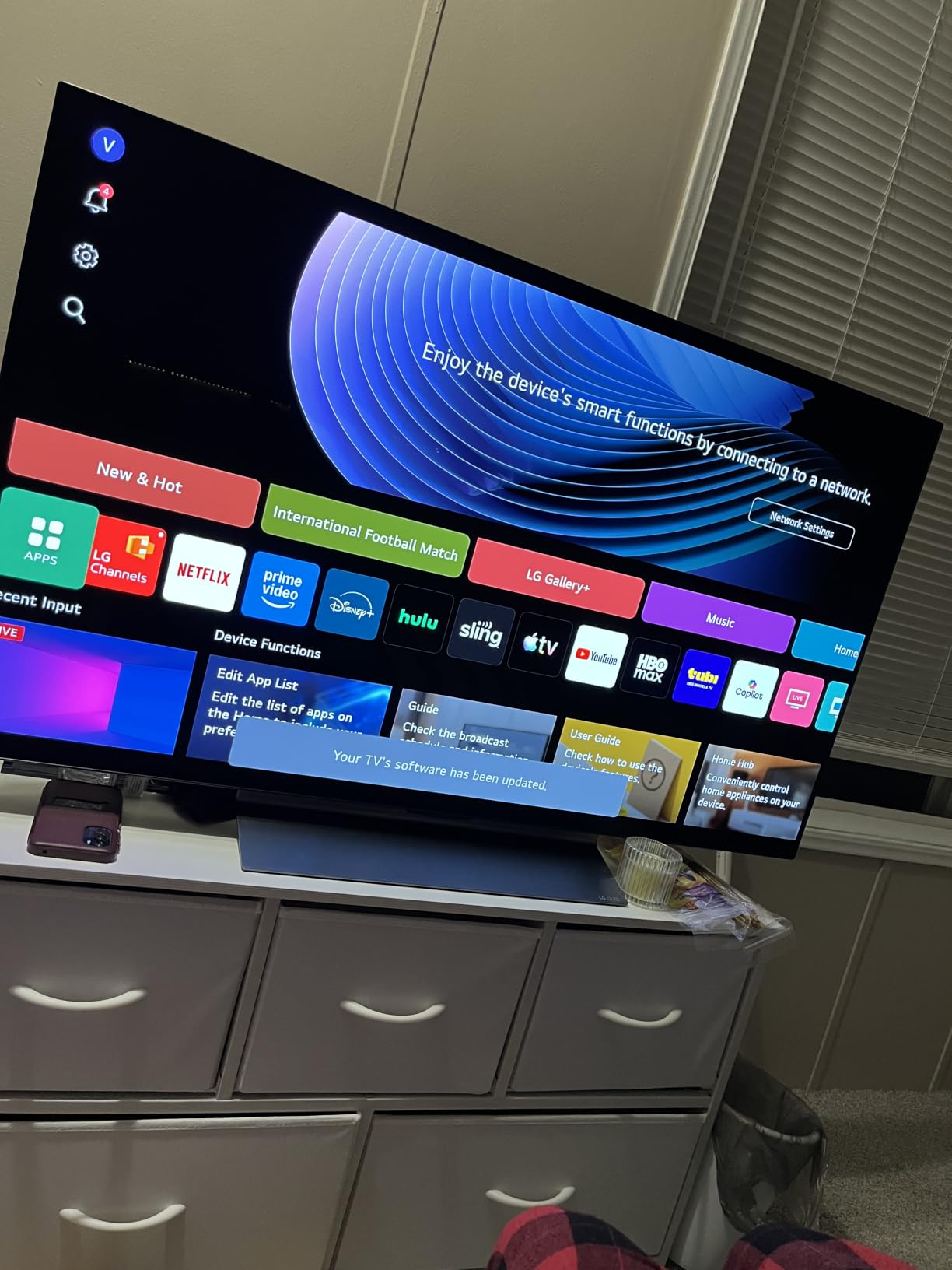 LG 65-Inch Class OLED evo AI 4K C5 Series Smart TV w/Dolby Atmos, Dolby Vision, HDR10, AI Super Upscaling 4K, Filmmaker Mode, Wow Orchestra, Alexa Built-in (OLED65C5PUA, 2025) customer photo 2