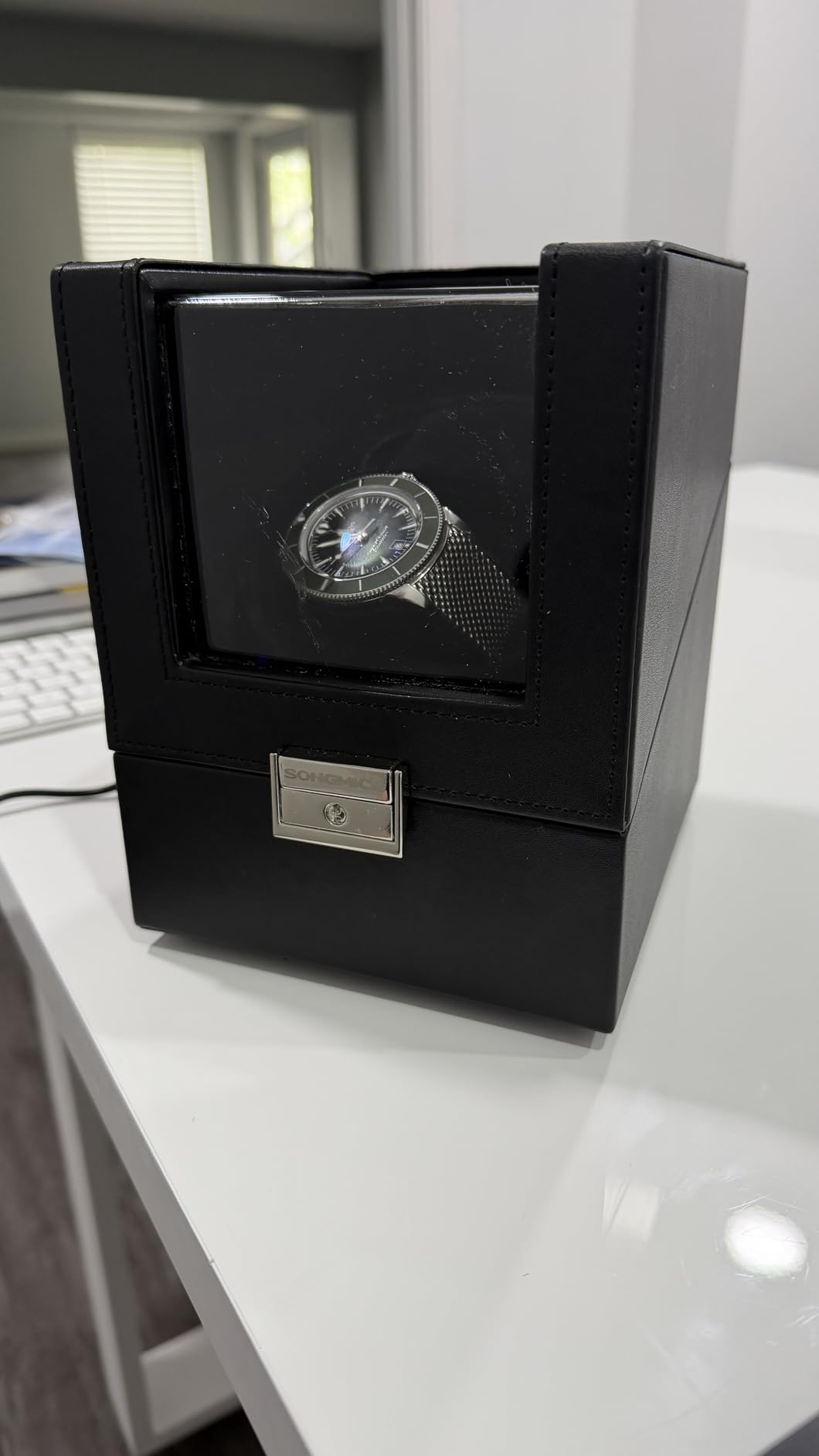 SONGMICS Automatic Single Watch Winder Box, Quiet Motor, LED Light, Lock | For Automatic Watches, Adjustable Pillow, 4 Winding Settings, USB-C Charging Cable, Black, BRIDIE Collection UJWB030B01 customer photo 2