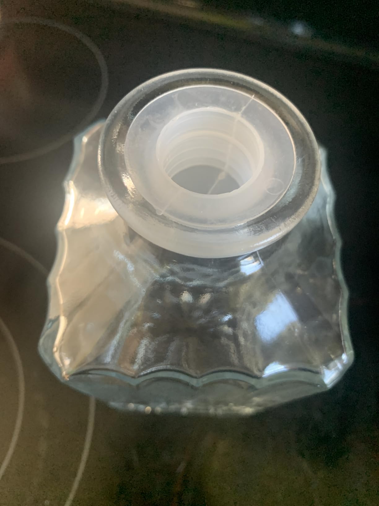 Whiskey Decanter with Airtight Geometric Stopper, 32oz Liquor Decanter, Diaphanous Liquor Bottle customer photo 1