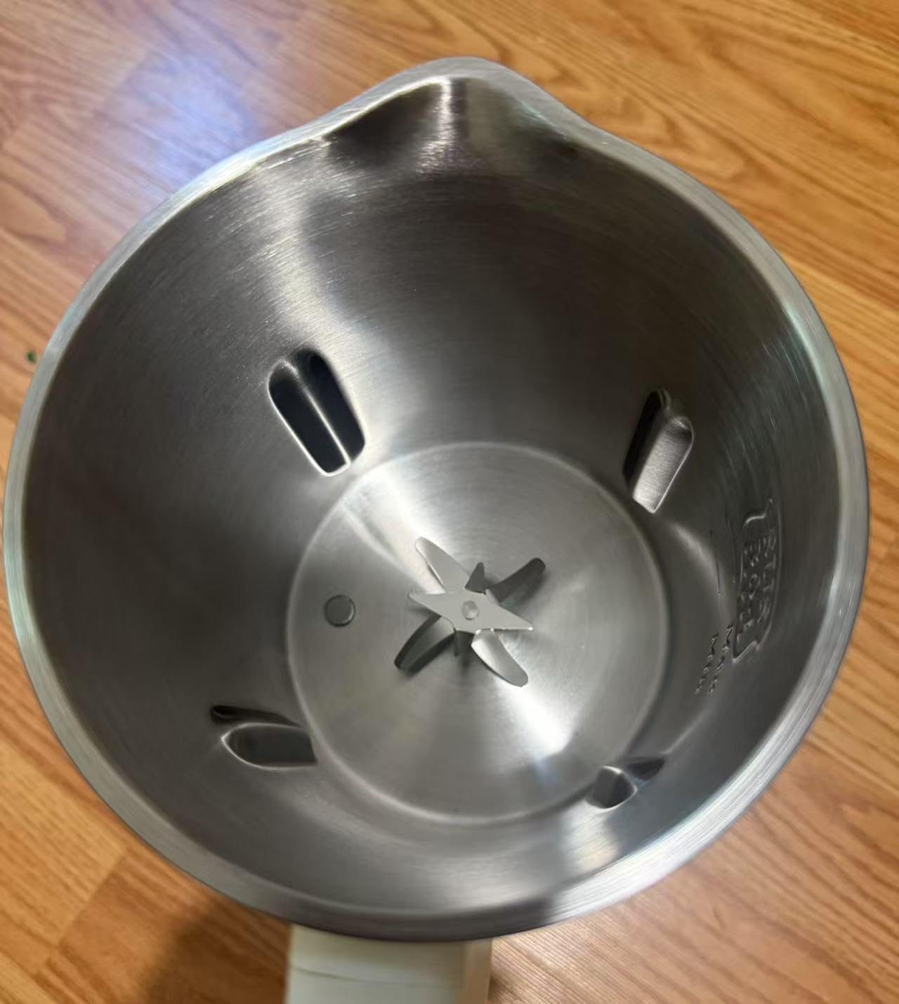 34 oz Nut Milk Maker Machine, 8 in 1 Soy Milk Maker with Nut Milk Bag, Plant Based Milk Maker for Almond, Oat, with Delay Start/Keep Warm/Self Cleaning, Cream customer photo 1