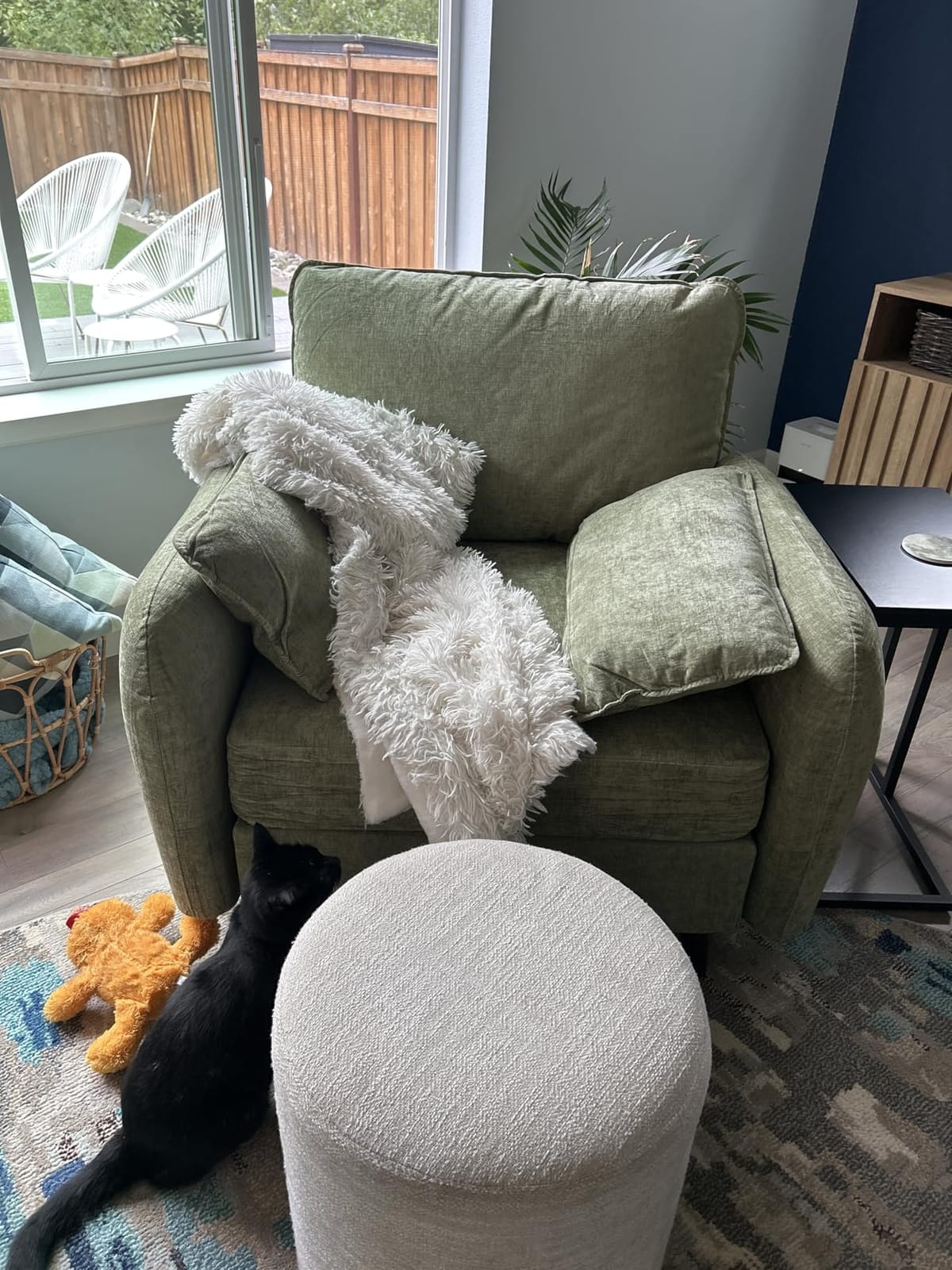 Rexulqo Oversized Accent Chair with All Seats Storage,Comfy Living Room Chairs with 2 Throw Pillow,Upholstered Mid-Century Armchair,24.5'' Deep Seat,Reading Chair for Bedroom,Office,Chenille,Green customer photo 1