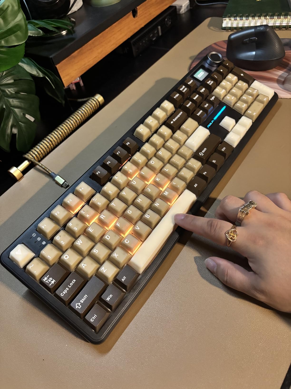 AULA F108 PRO - Wireless Mechanical Keyboard with Screen & Knob, Full Size Keyboard with 8000mAh Battery, Pre-lubed Switches, Side Printed PBT Keycaps, RGB Backlit Hot Swappable Custom Gaming Keyboards customer photo 1