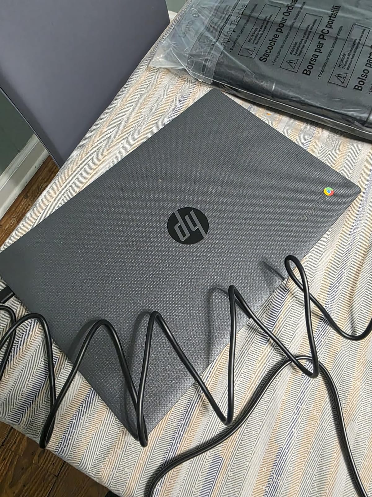 HP Chromebook 14 inch Laptop, HD Display, Intel Processor N100, 8 GB RAM, 128 GB UFS, UHD Graphics, Chrome OS, Chalkboard Gray, 14a-nf0099nr customer photo 1