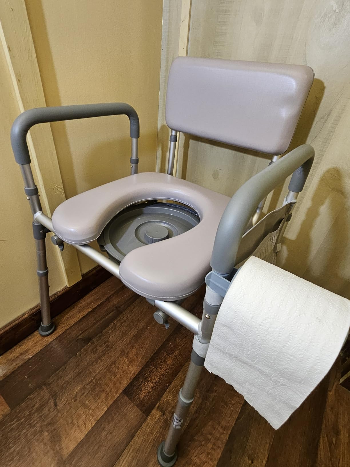 HOMLAND Bedside Commode Toilet, Padded Seat & Backrest, Enhanced Crossbar | Aluminum Potty Chair, Height Adjustable, Removable Bucket, Tool-Free Assembly, 350lb Portable Toilet for Adults & Seniors customer photo 1