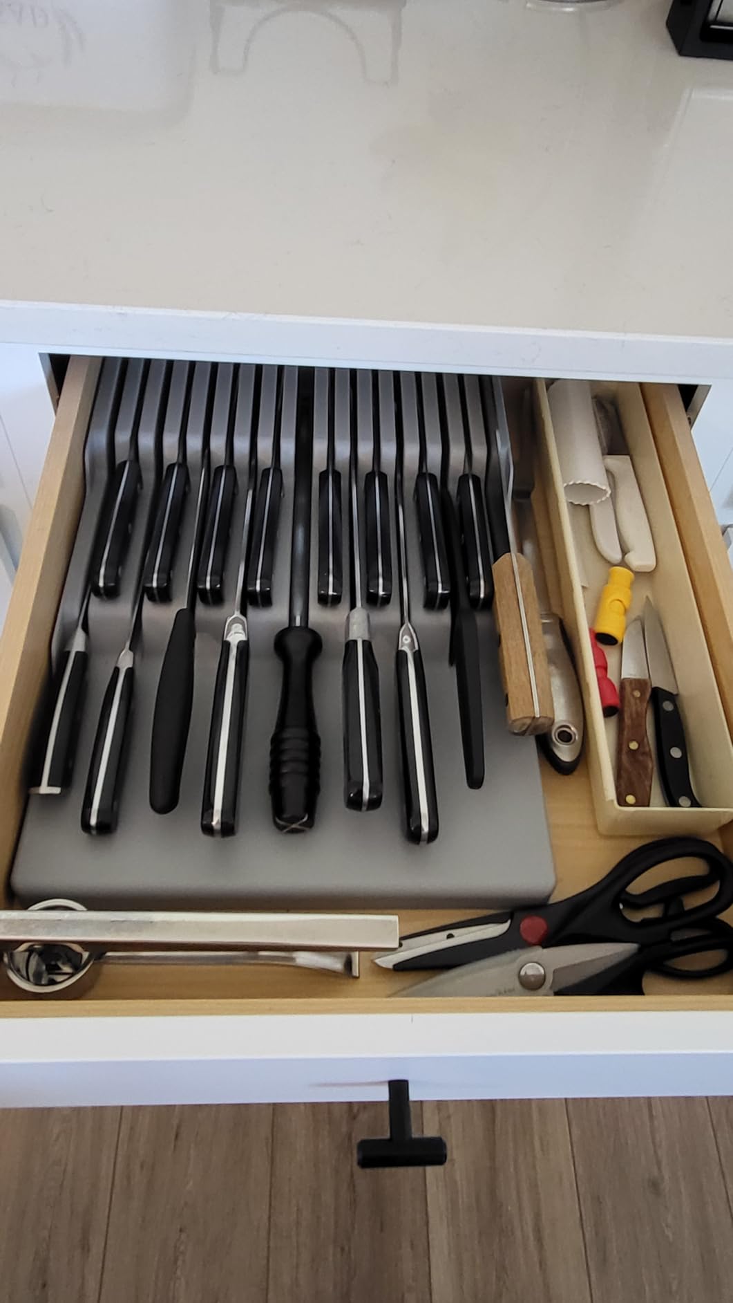 Lifewit Magnetic Drawer Knife Organizers Insert Plastic for 16 Knives, Gray customer photo 2