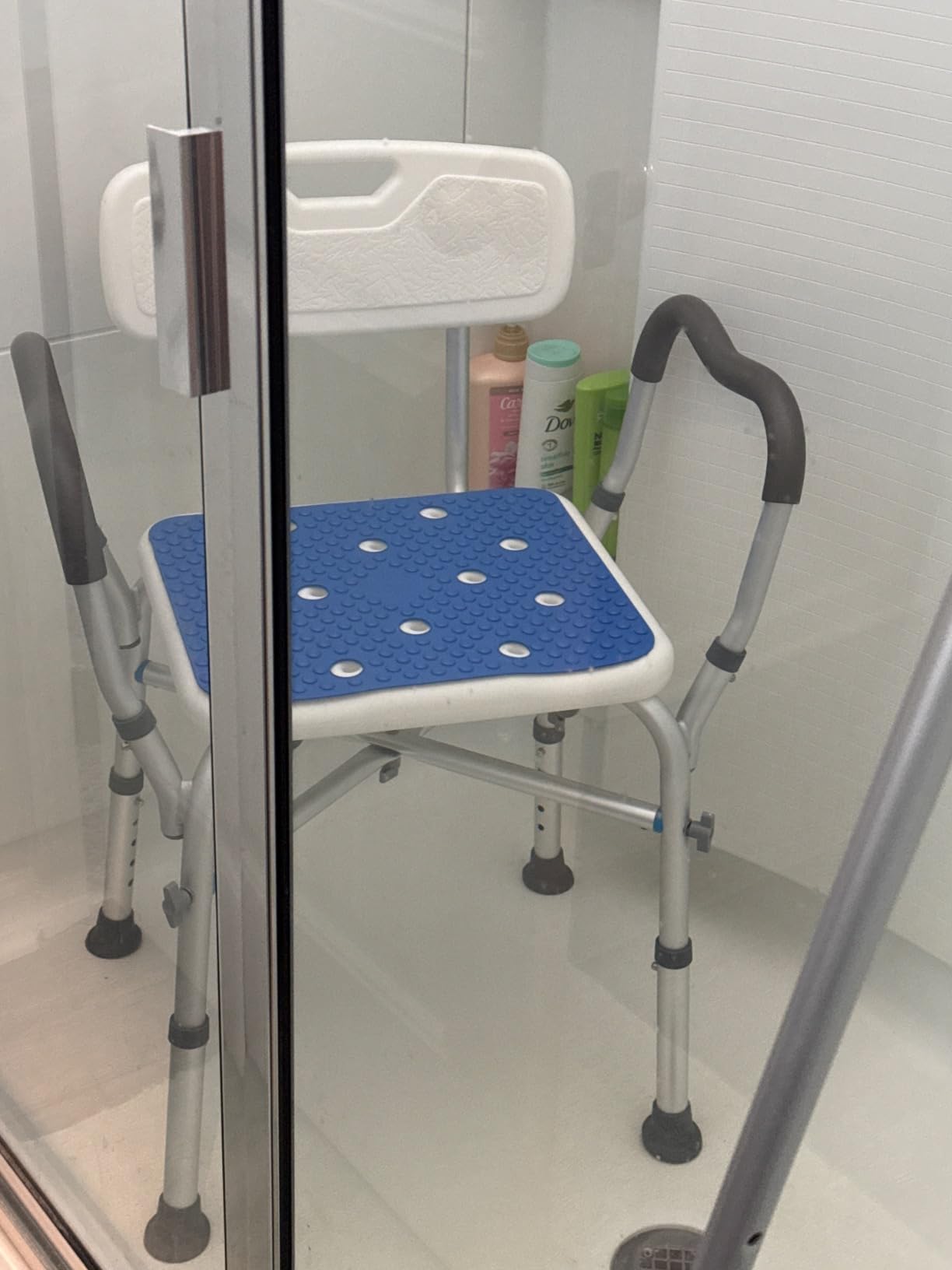 KingPavonini 550lbs Heavy Duty Sliding Shower Chair Tub Transfer Bench with 360° Swivel Seat, Shower Chair for Inside Shower with Adjustable Backrest, Non-Slip Shower Bench for Elderly and Disabled customer photo 2