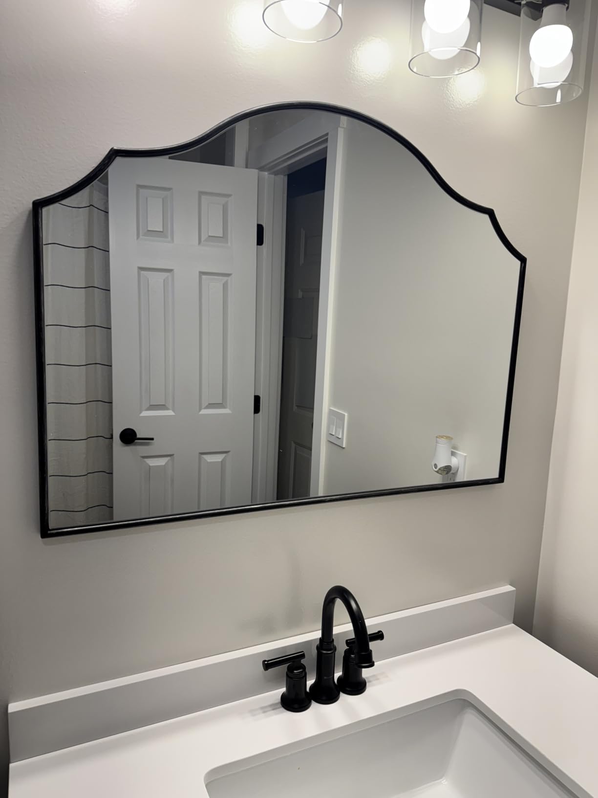 Besdomus Gold Scalloped Wall Mirror: 40