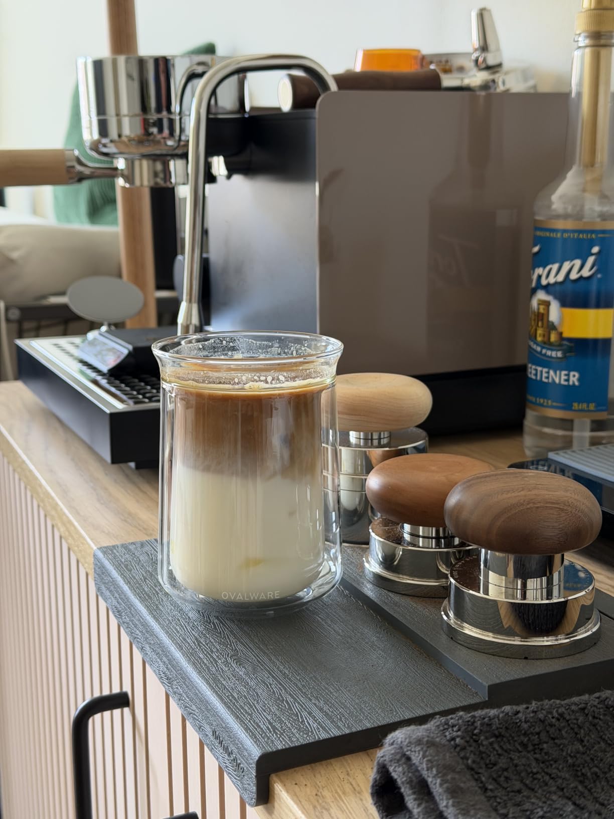 Fellow Espresso Series 1 - Espresso Machine, Pressure Profiling | 58mm Portafilter, Heats Under 2 Min, Temperature Control, Steam Wand, for Lattes & Cappuccinos, Matte Black customer photo 2